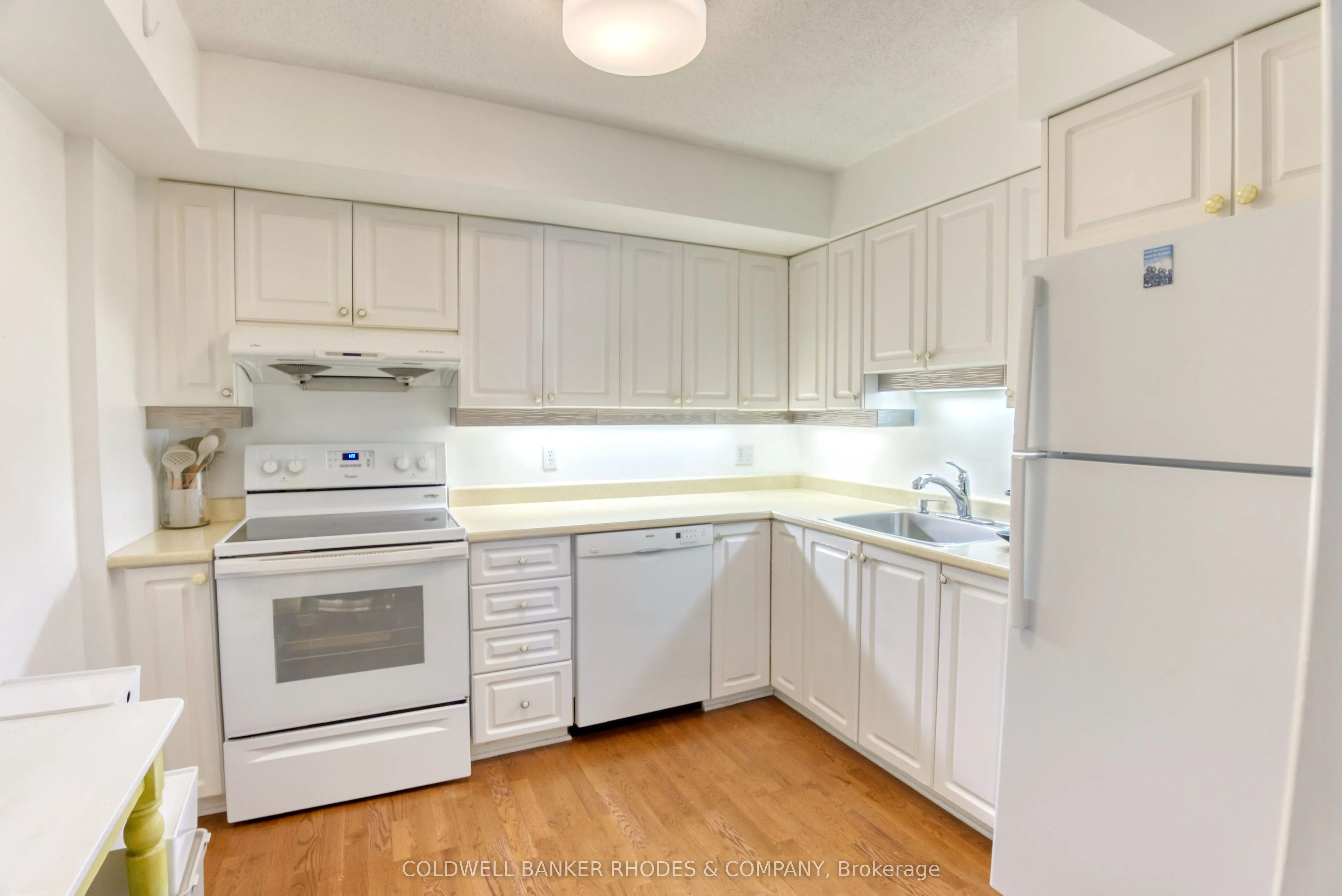 11 Durham Private, #305