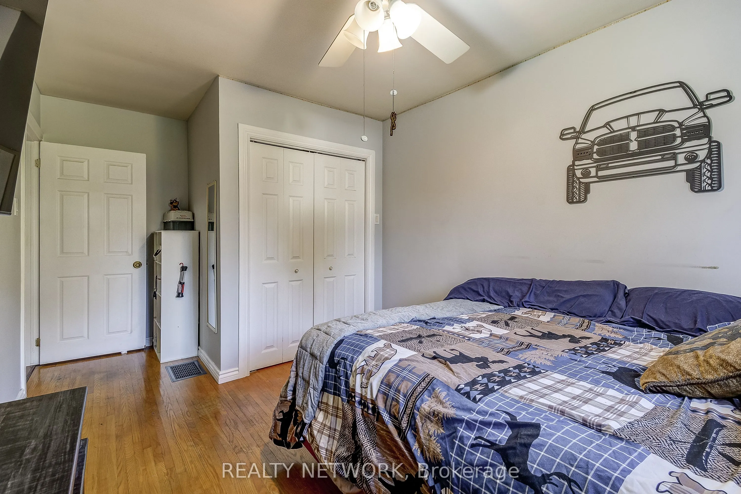 68 Aldercrest Avenue