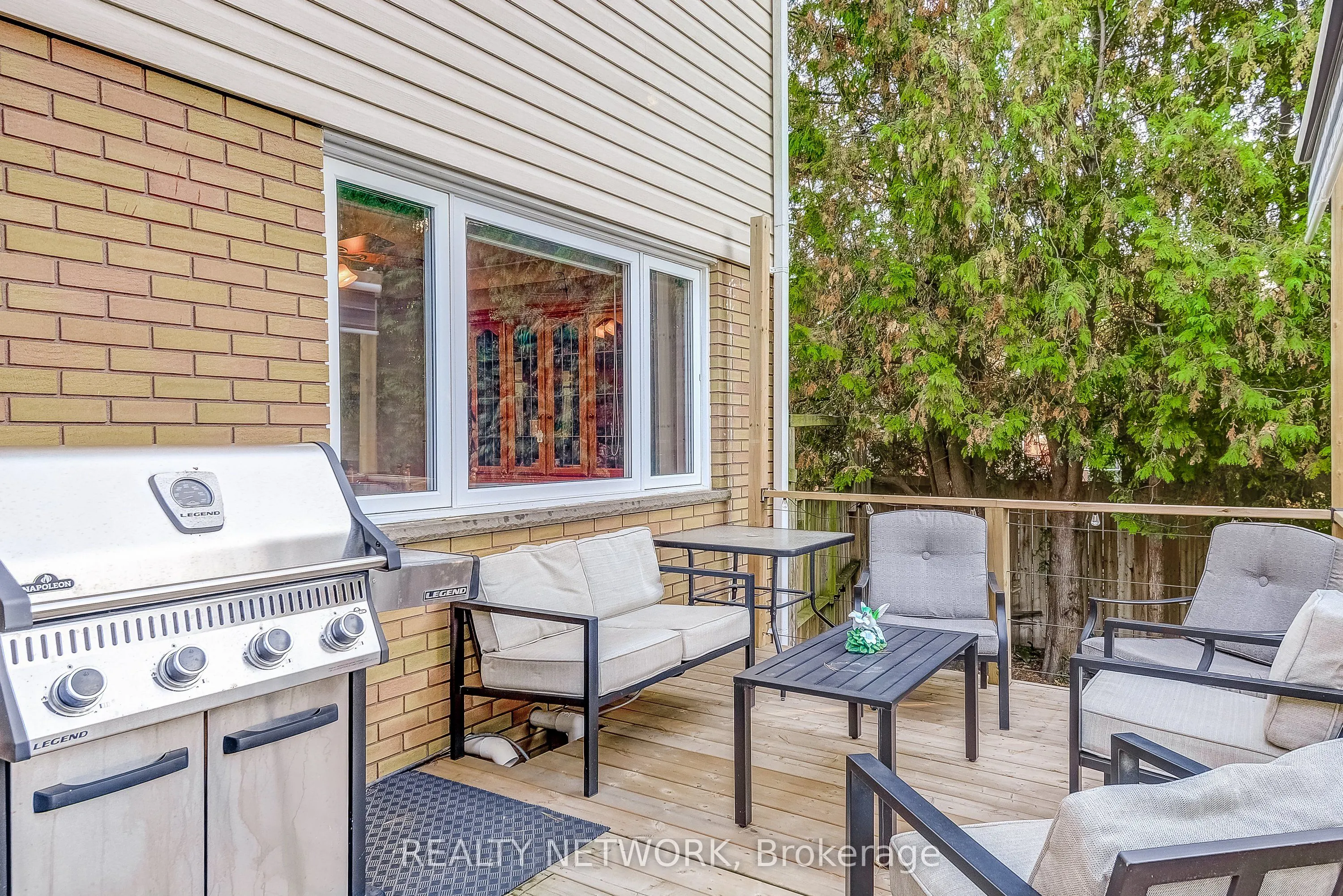 68 Aldercrest Avenue