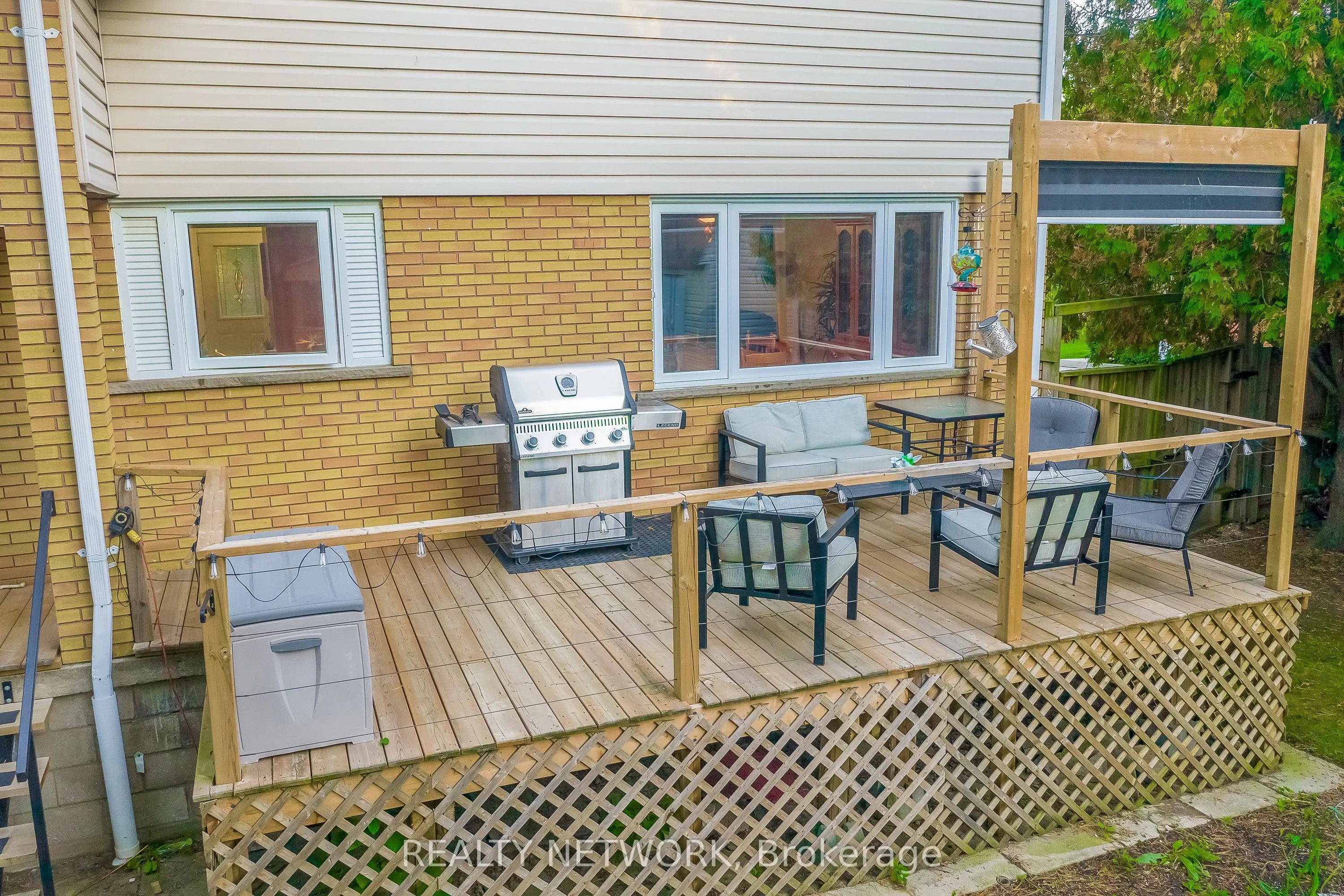 68 Aldercrest Avenue