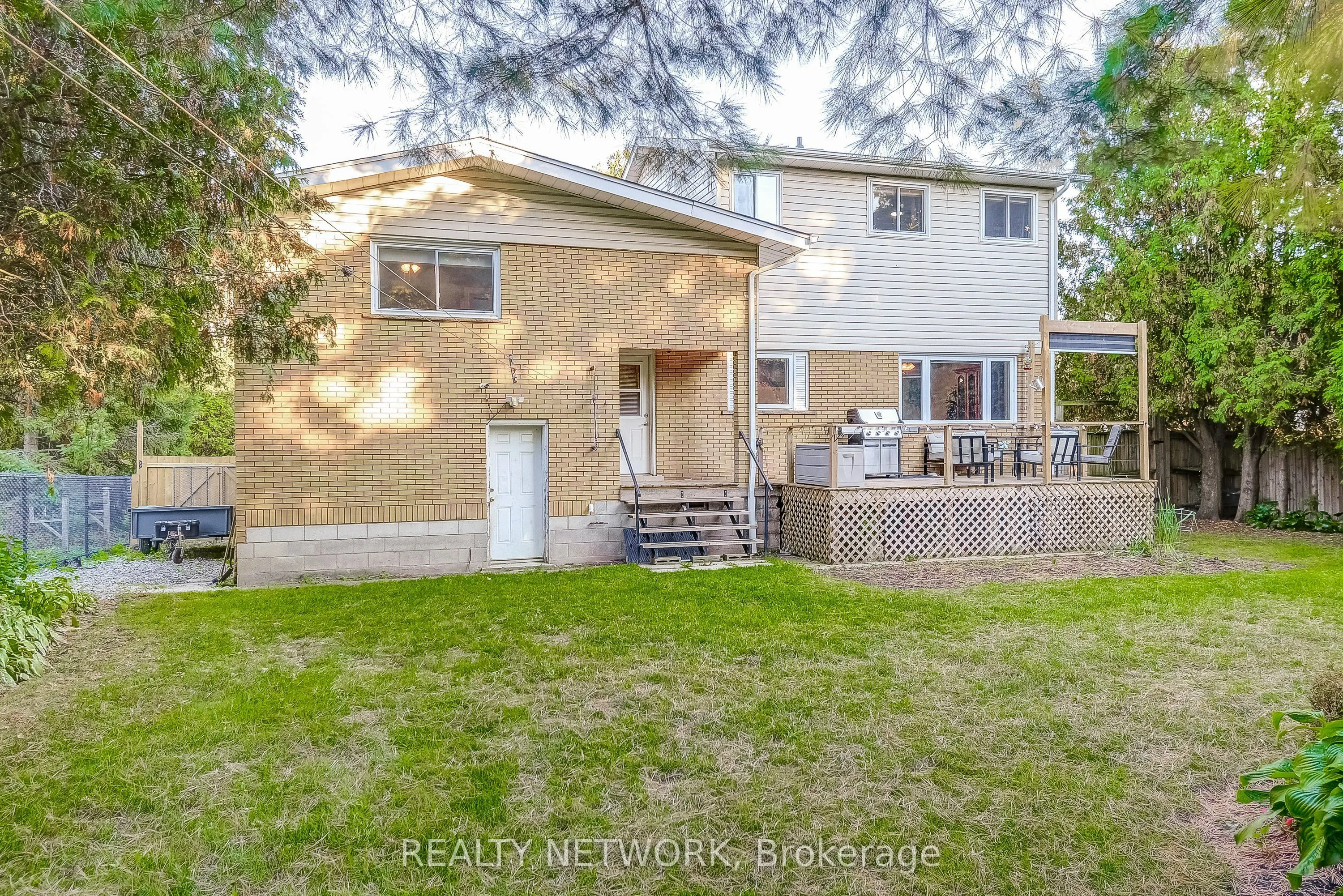 68 Aldercrest Avenue