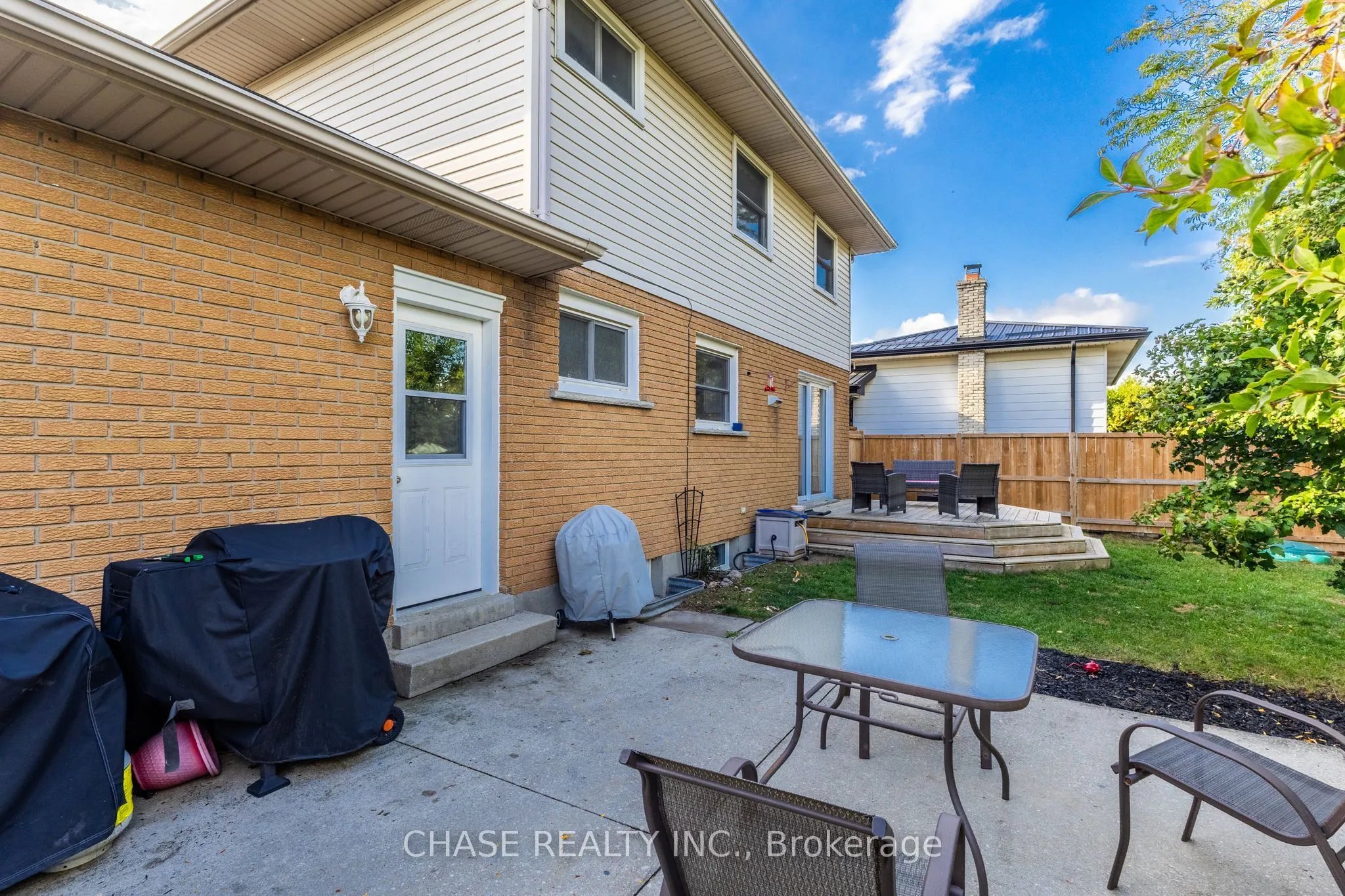 119 Oak Street