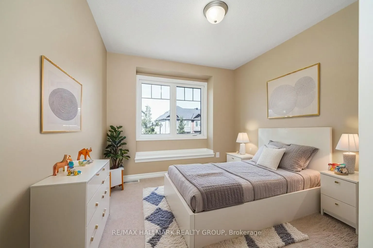 601 Foxlight Circle