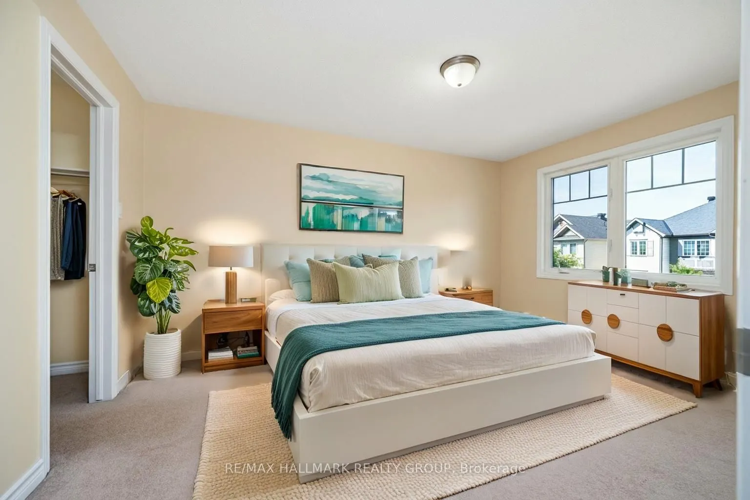 601 Foxlight Circle