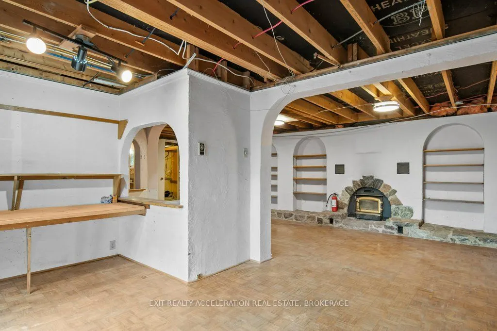 1556 Ham Road