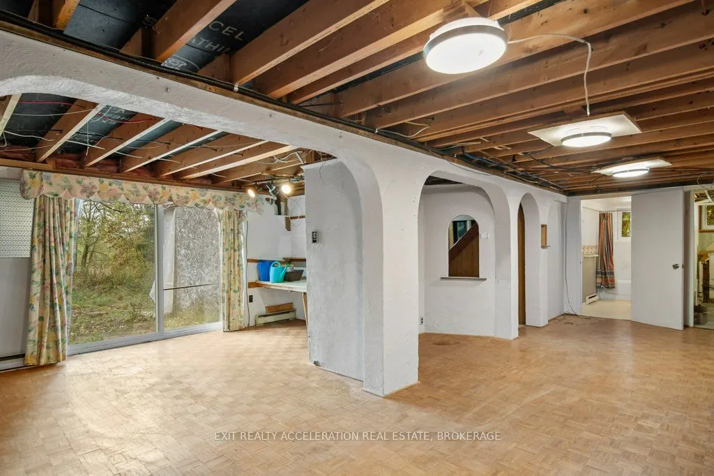 1556 Ham Road