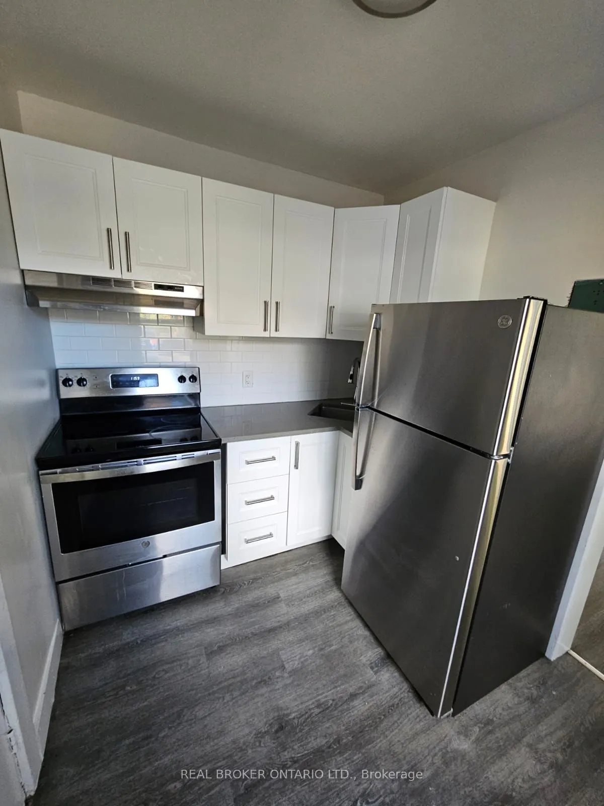 983 Main Street E, #1