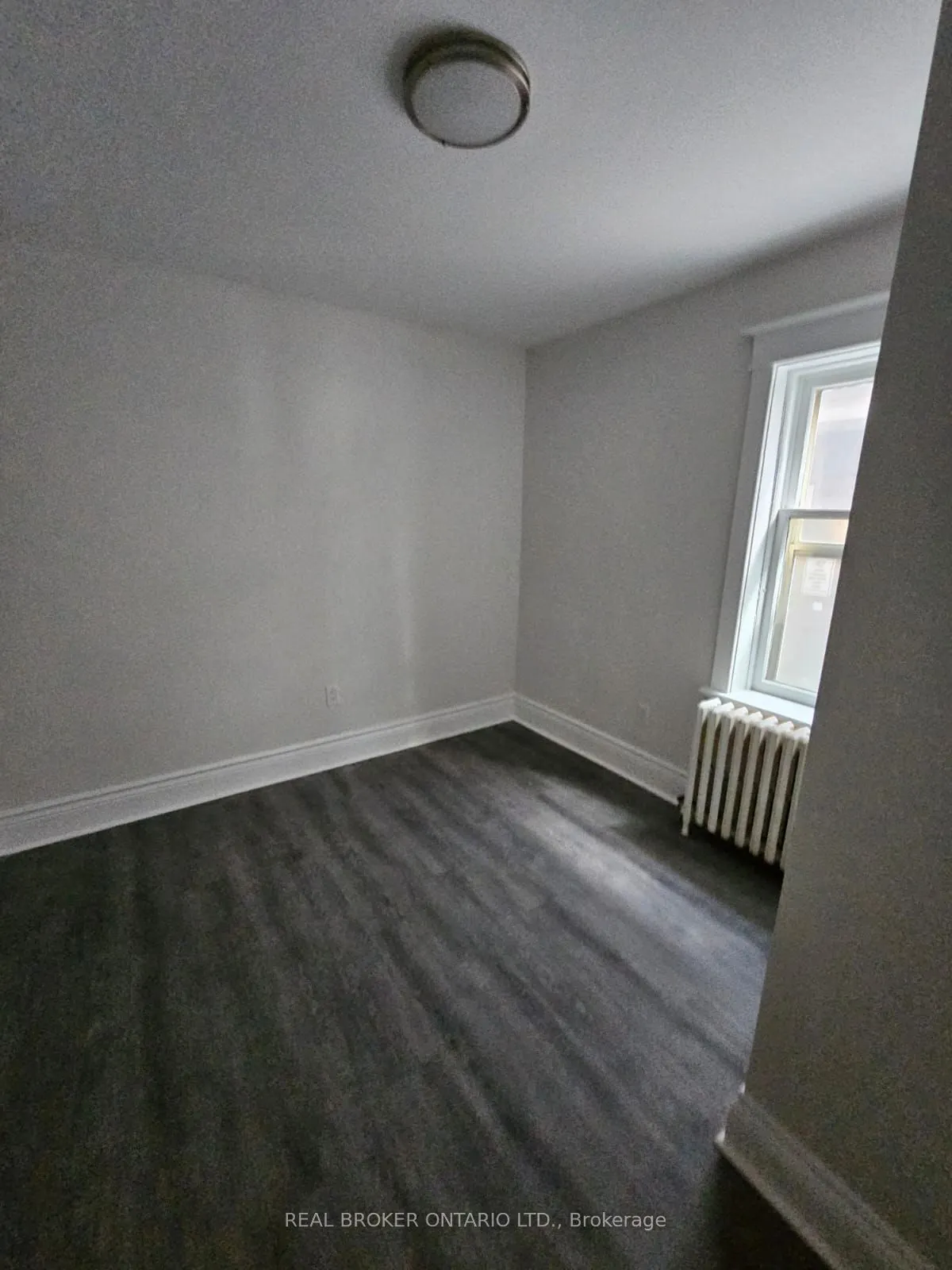 983 Main Street E, #1