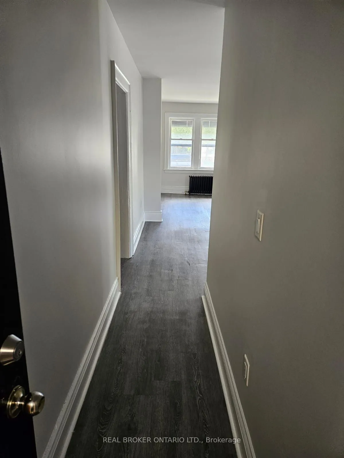 983 Main Street E, #1