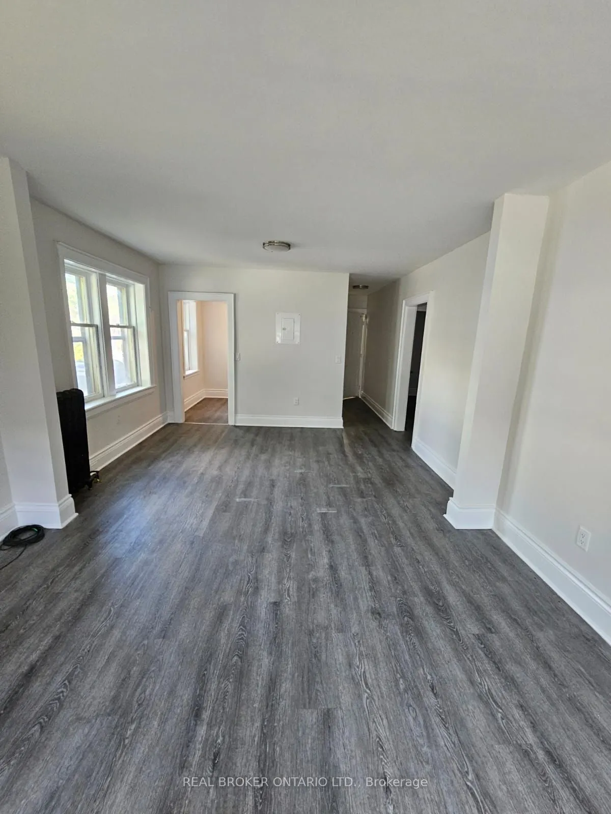 983 Main Street E, #1