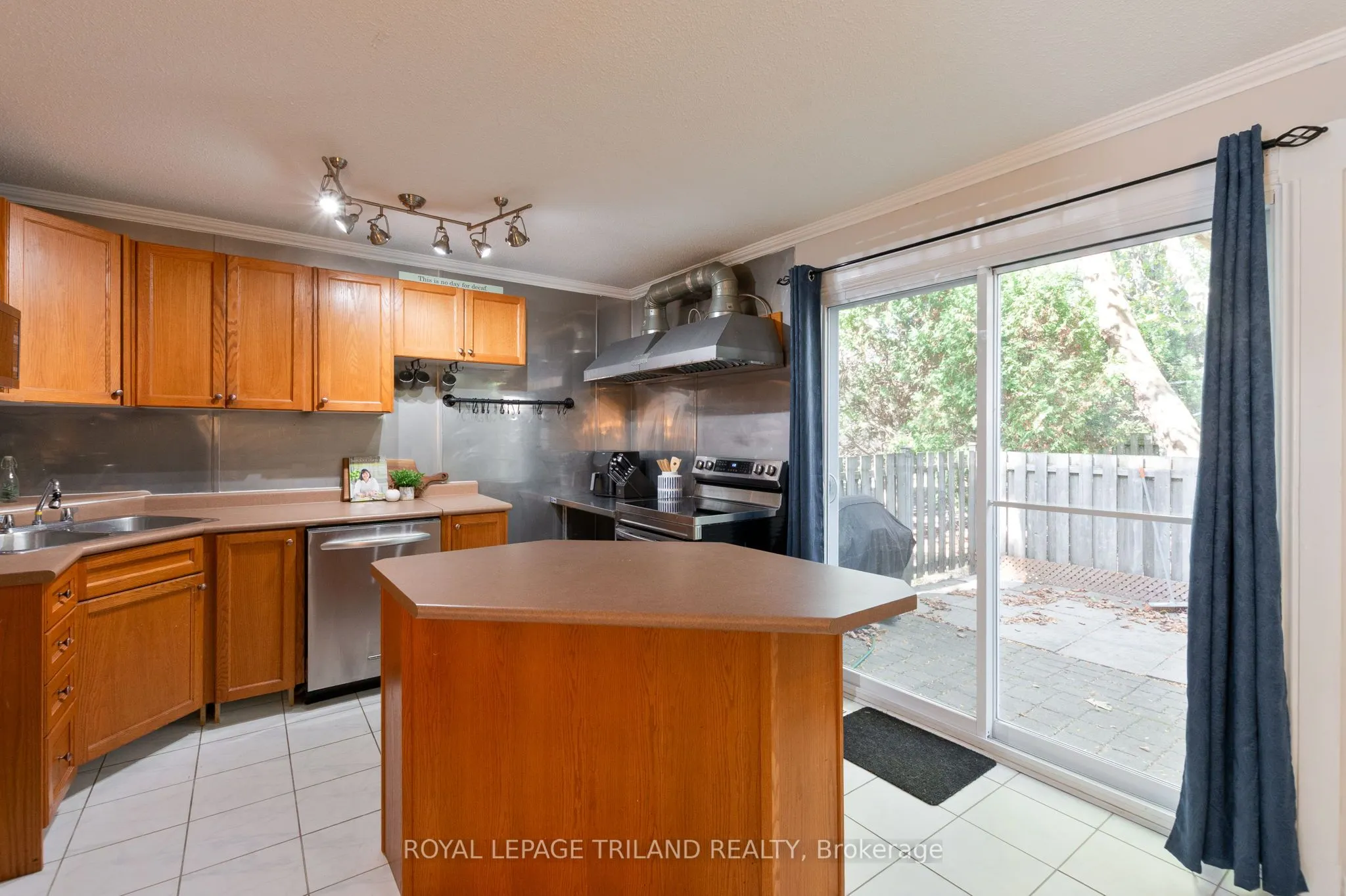 1247 Huron Street, #149