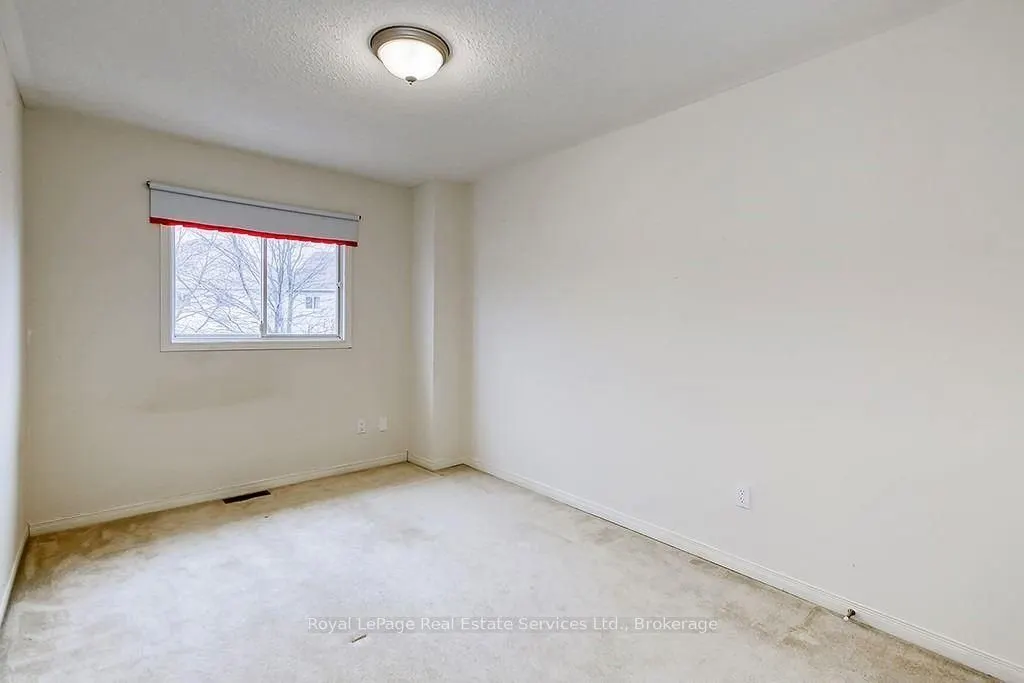 4 Thornlodge Drive