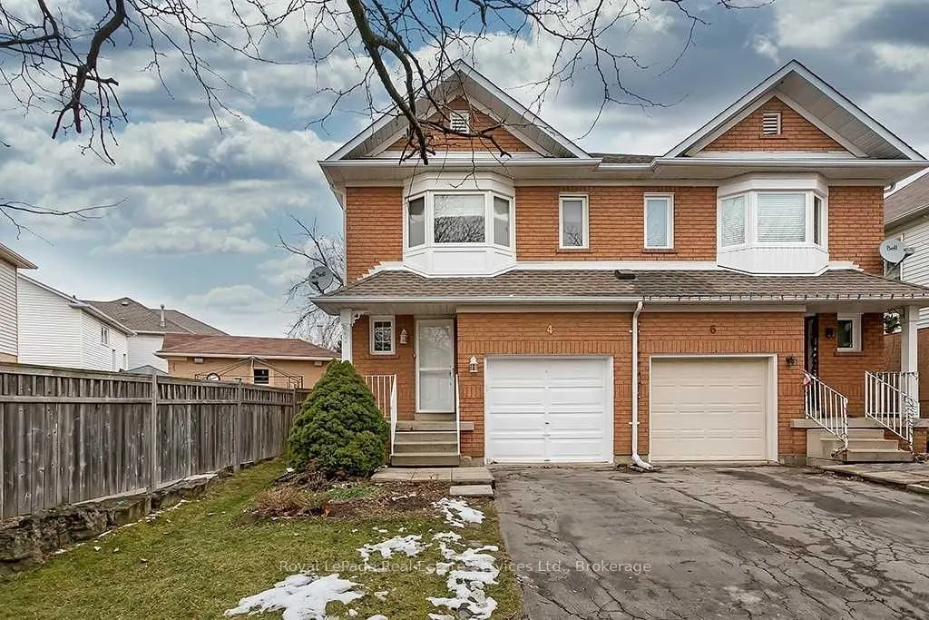 4 Thornlodge Drive