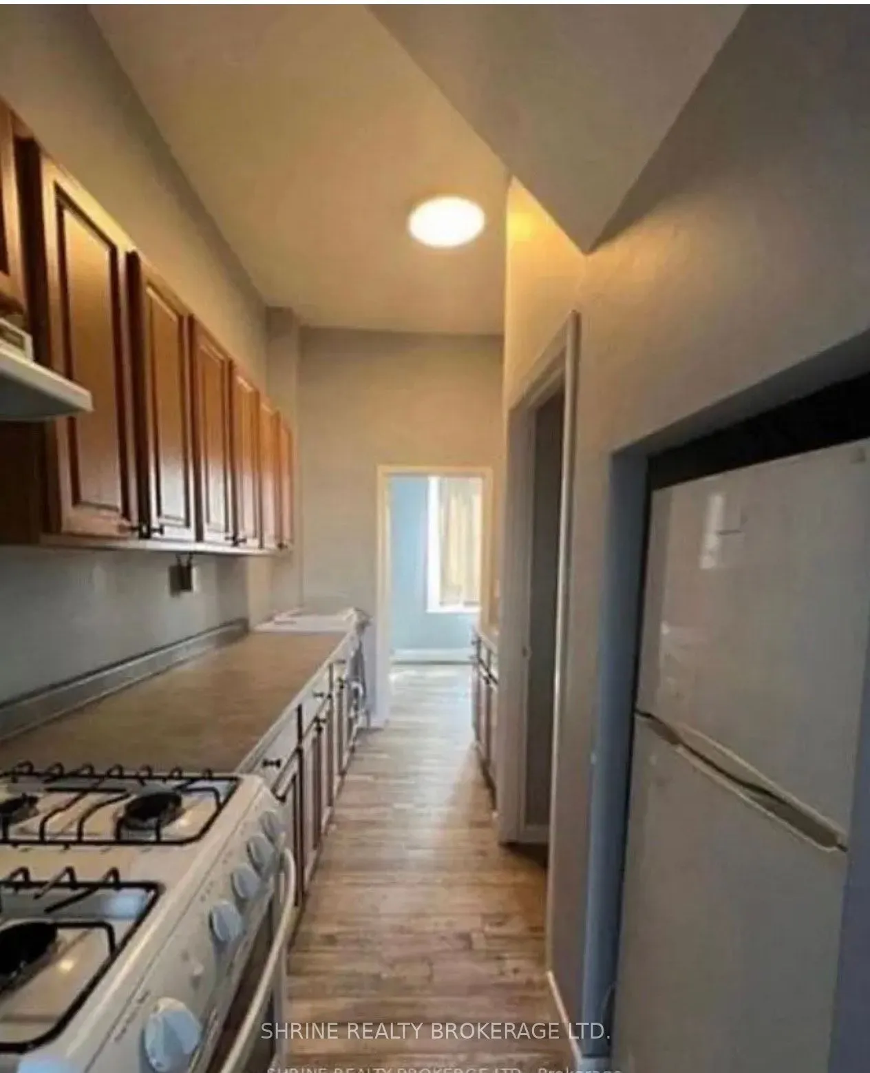 106 Kent Street W, #3
