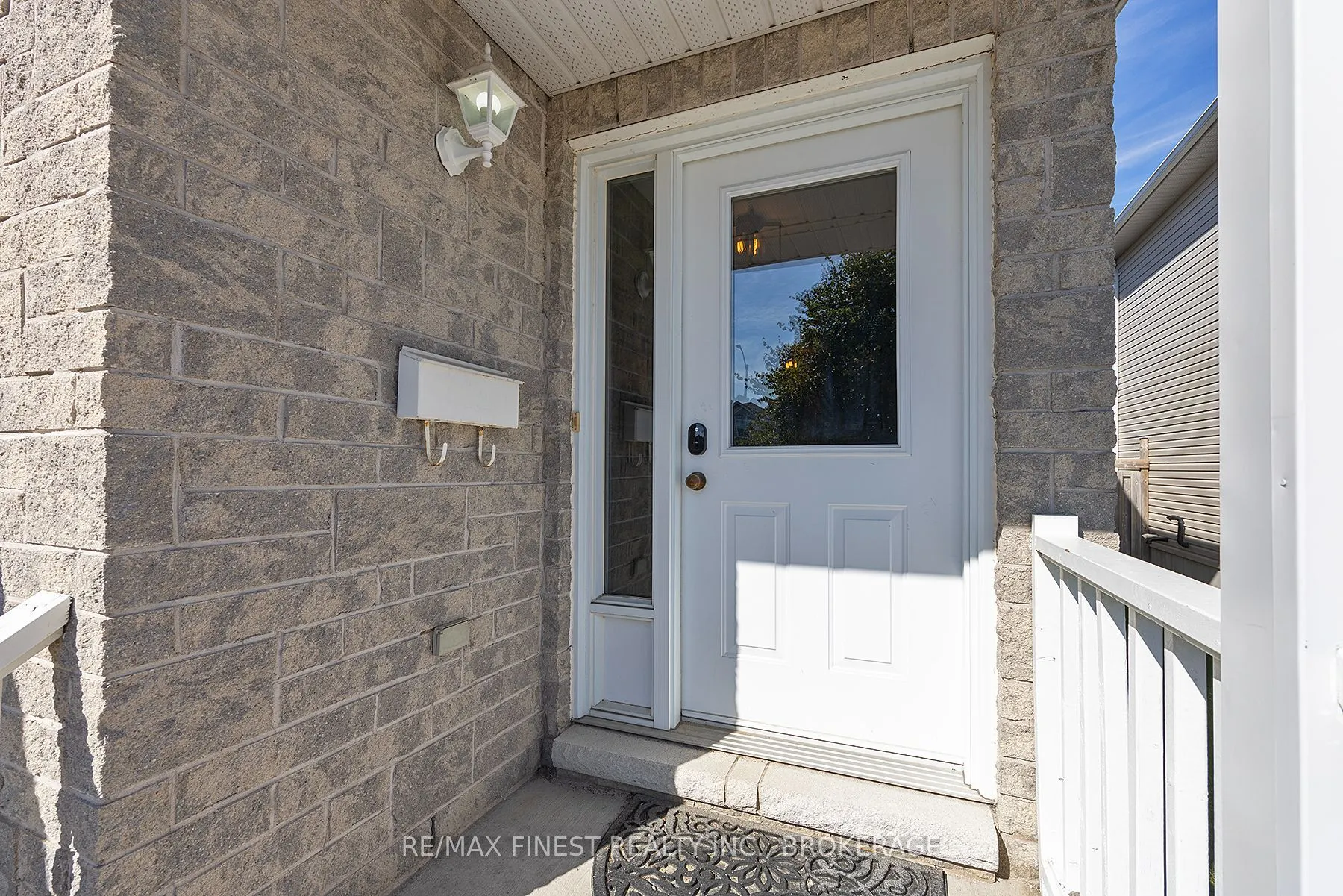 99 McKeown Crescent