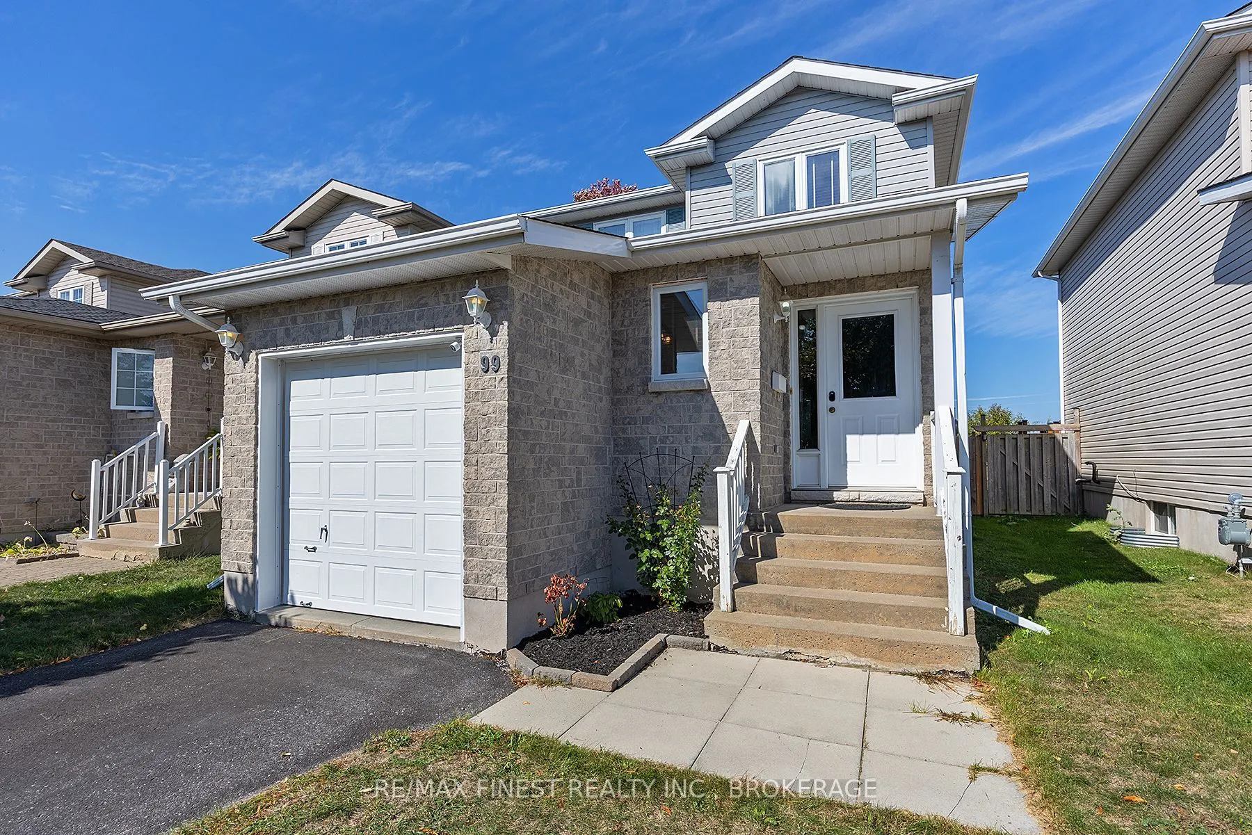 99 McKeown Crescent