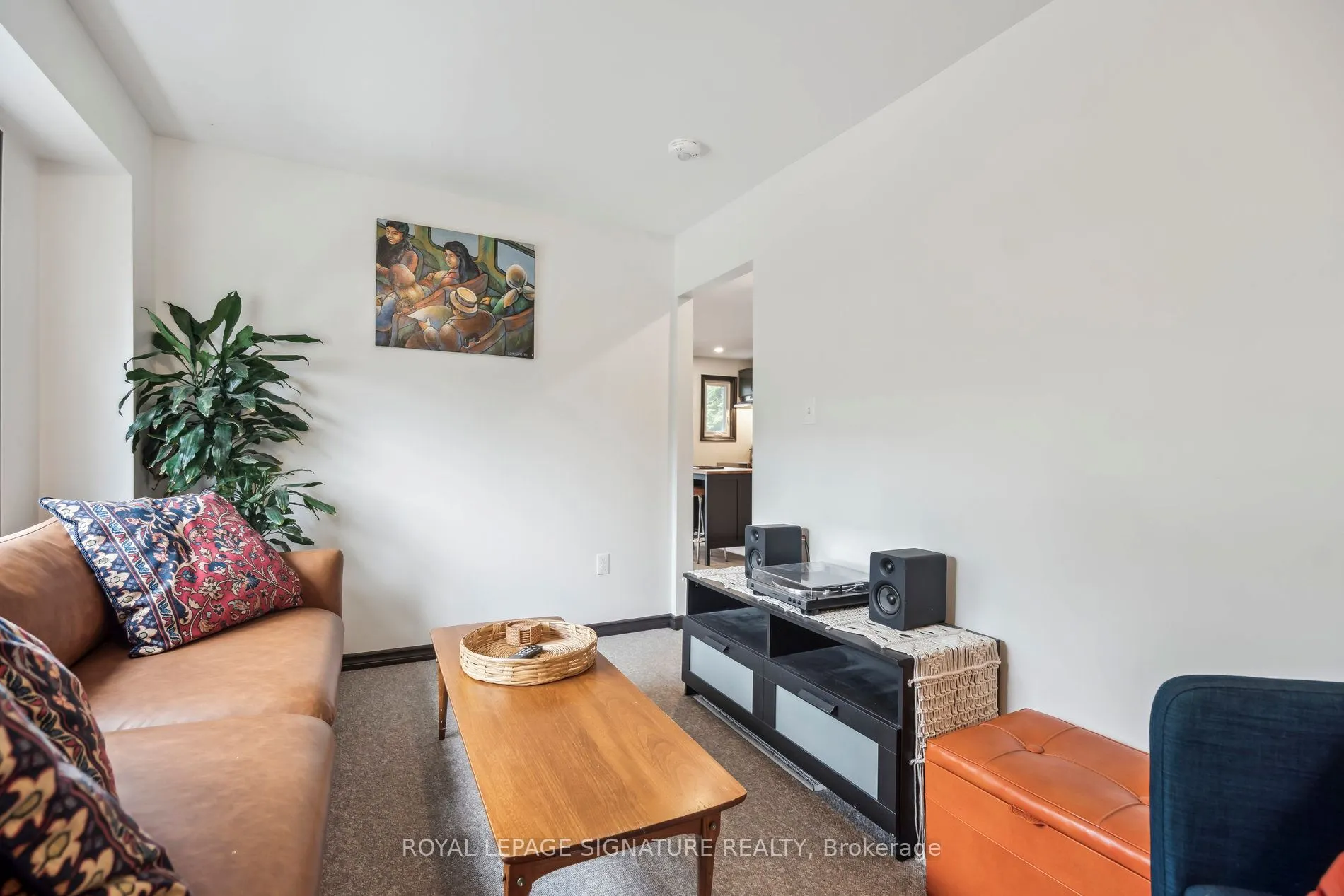 20 Robins Avenue