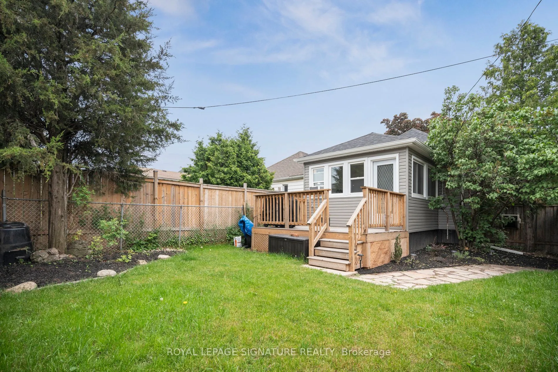 20 Robins Avenue