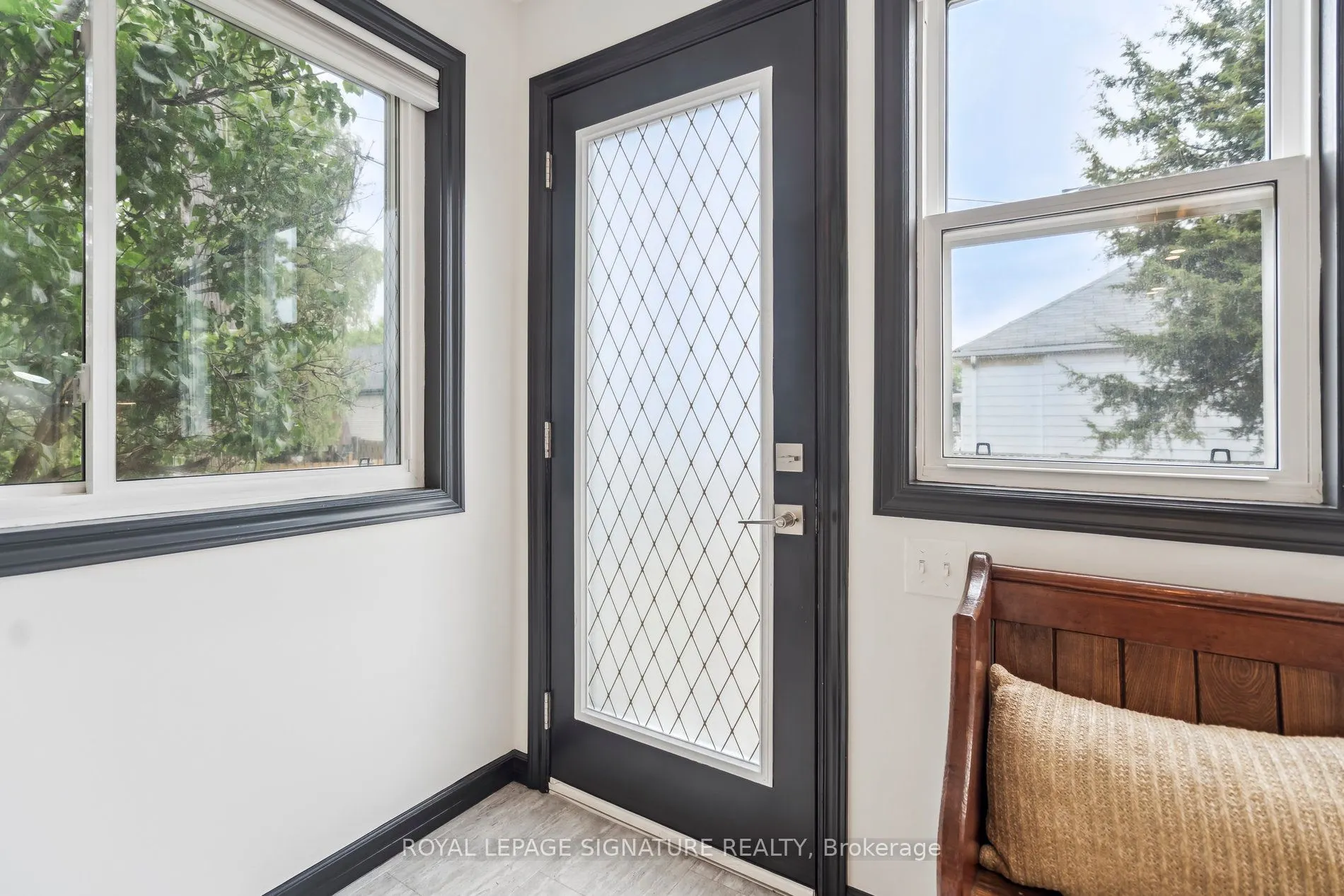 20 Robins Avenue