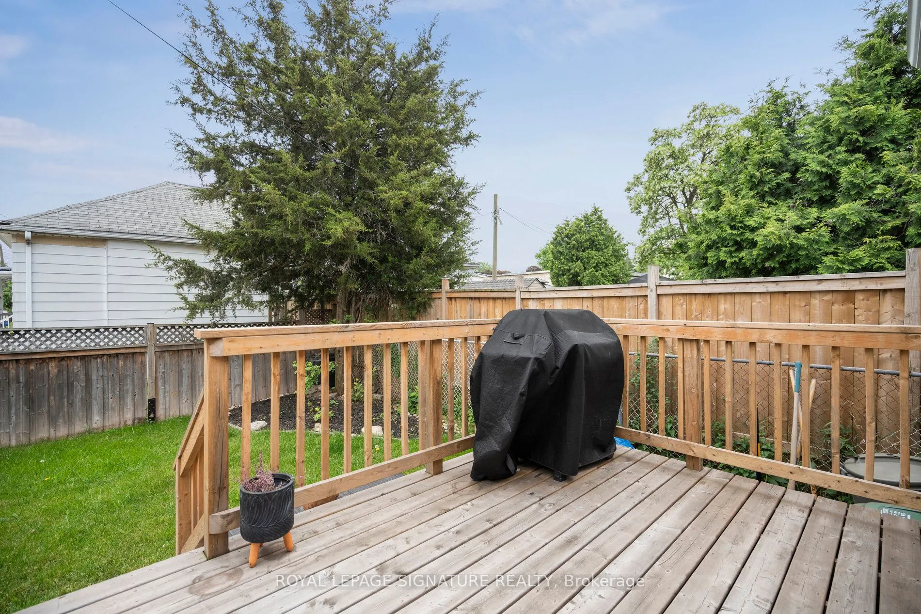 20 Robins Avenue