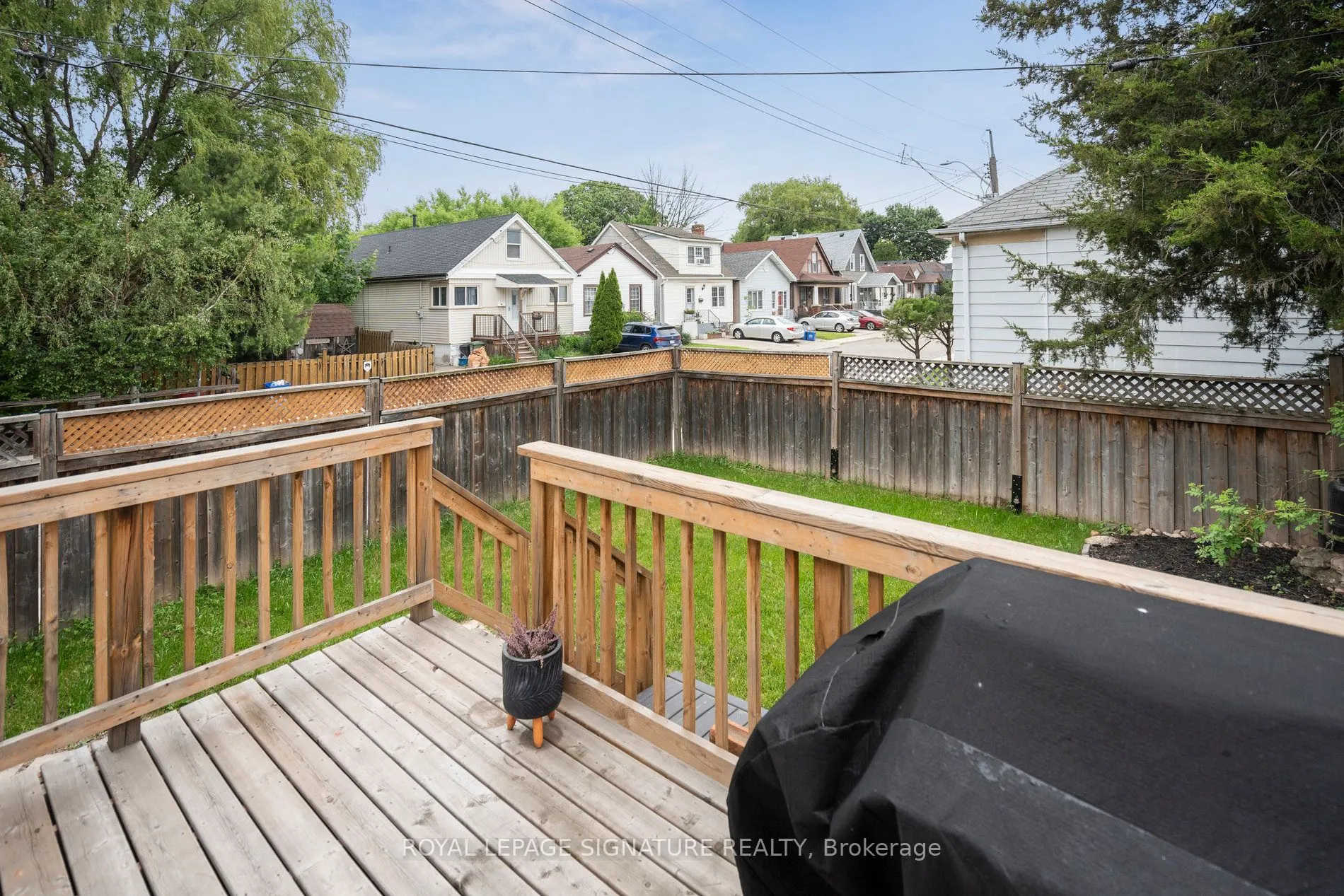 20 Robins Avenue