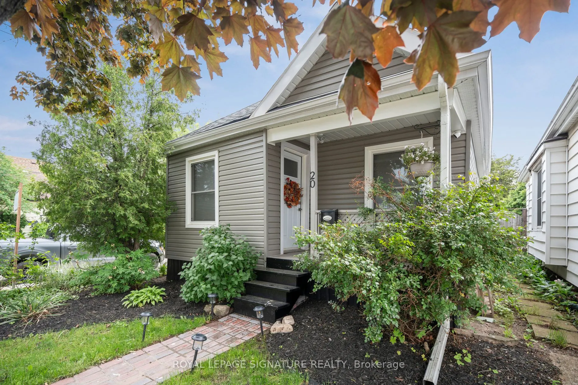 20 Robins Avenue