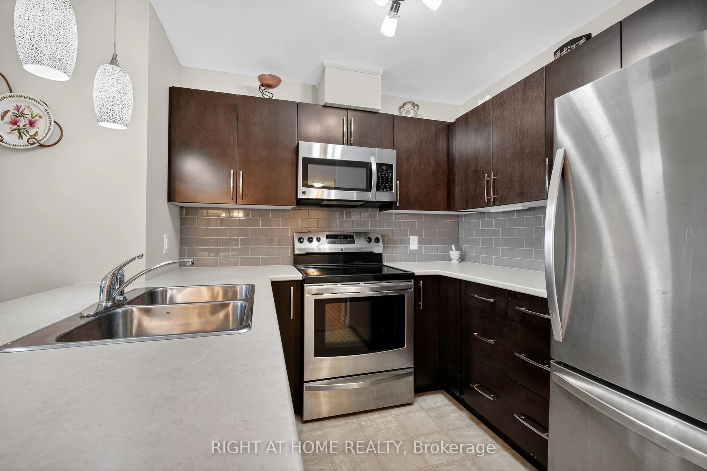 141 Potts Private, #306