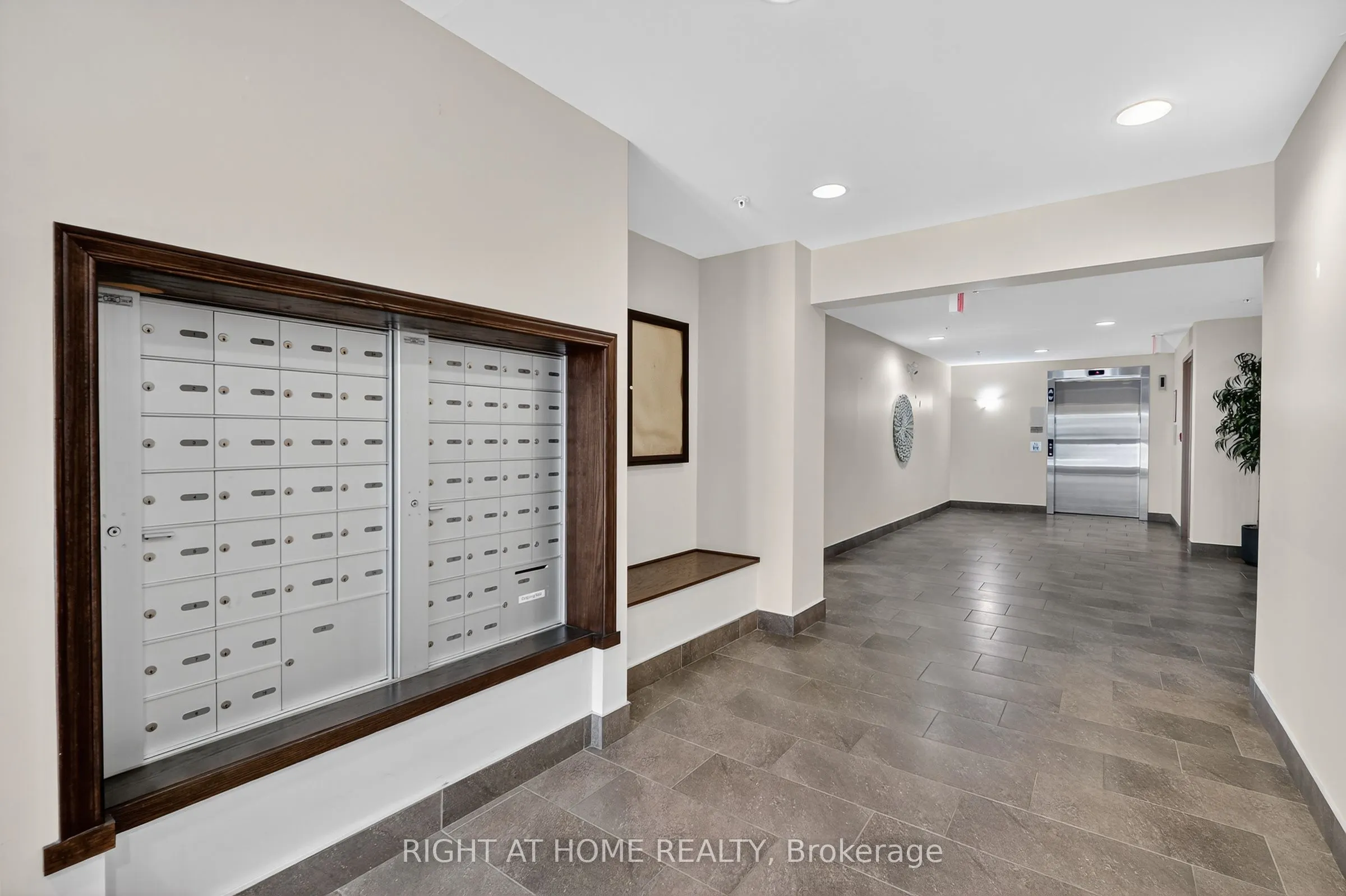 141 Potts Private, #306