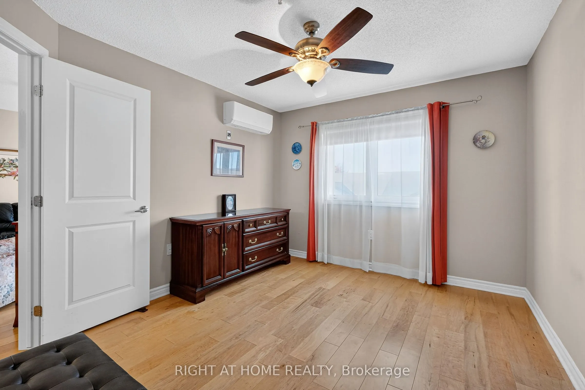 141 Potts Private, #306