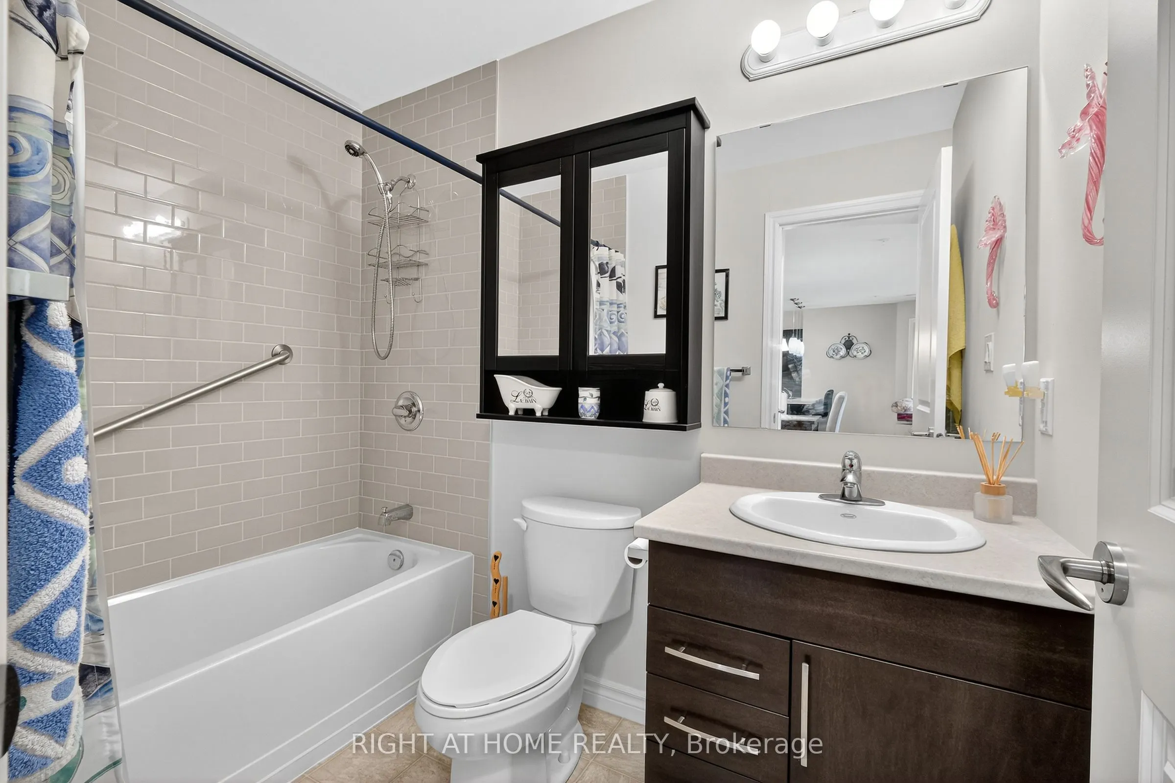 141 Potts Private, #306