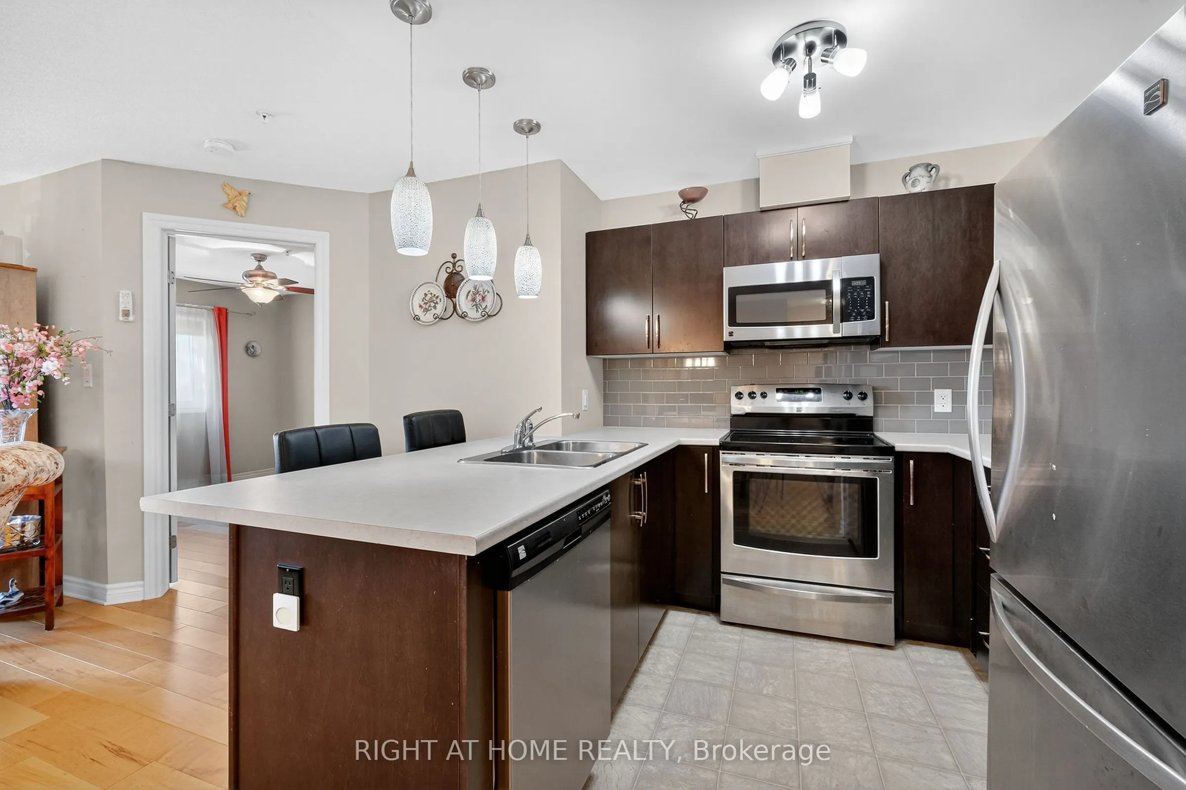 141 Potts Private, #306