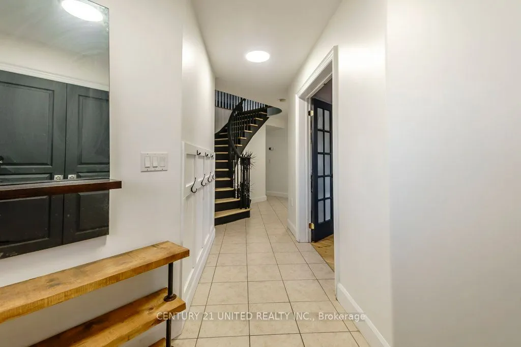 810 Hargrove Trail