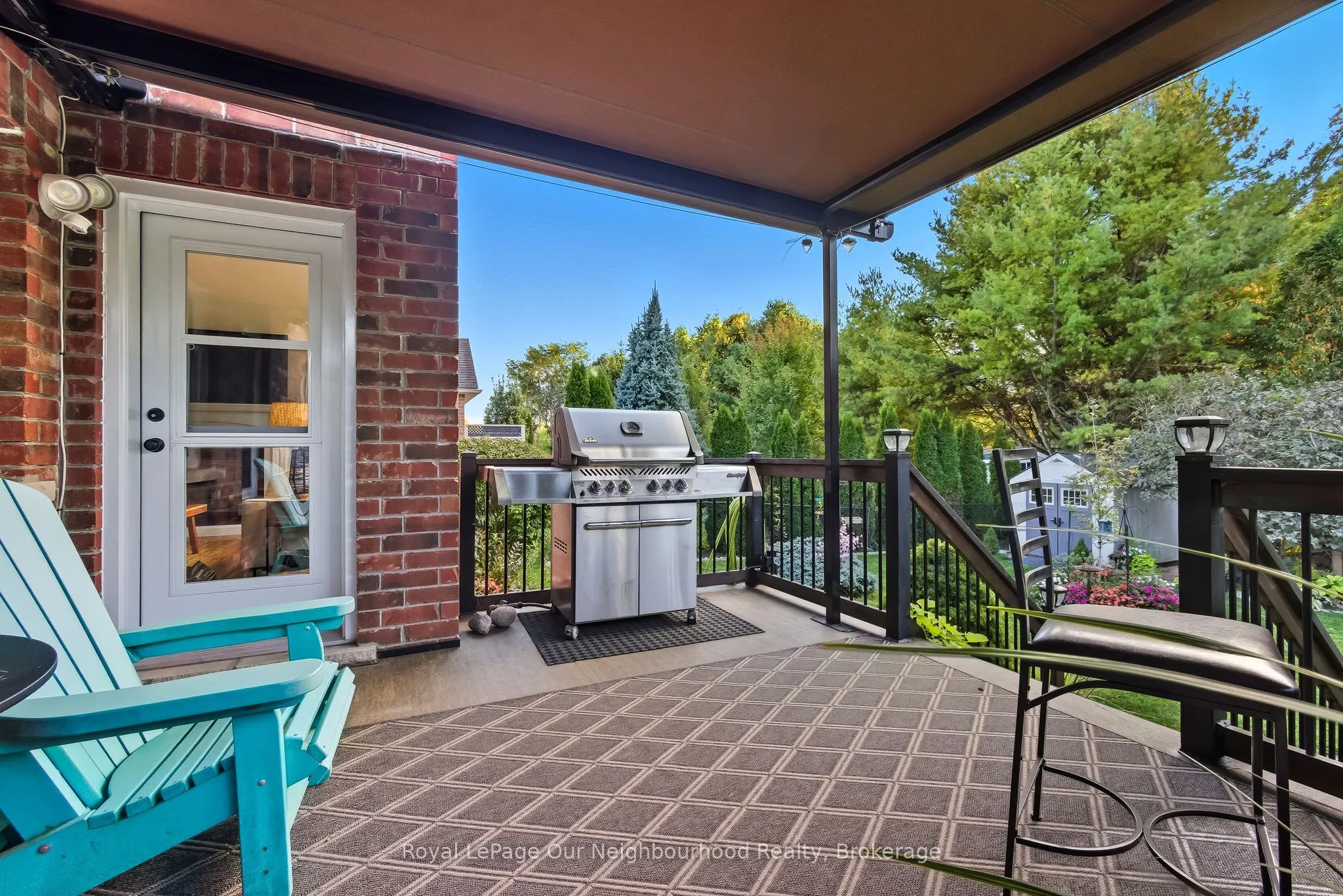 465 Foote Crescent
