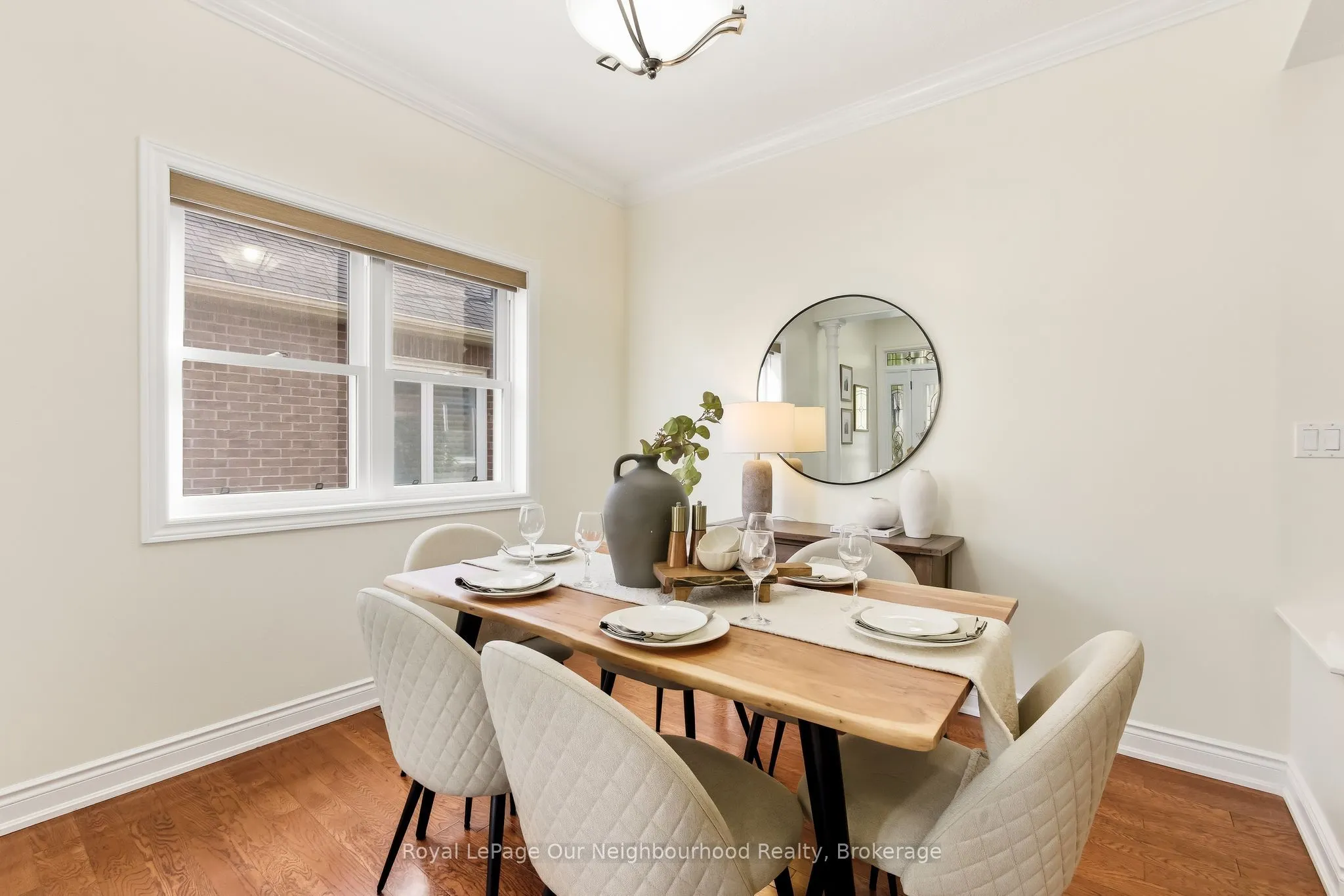 465 Foote Crescent