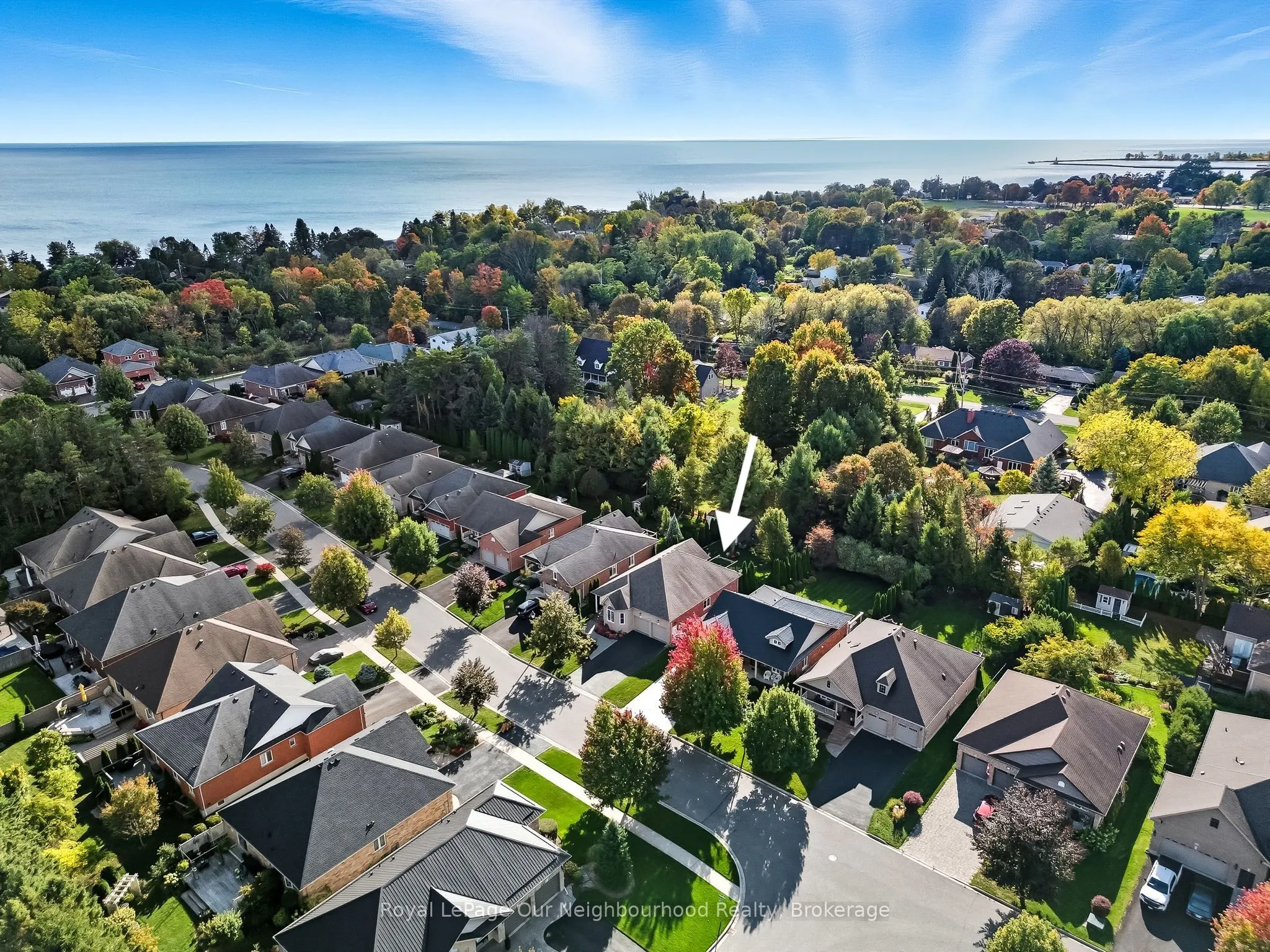 465 Foote Crescent
