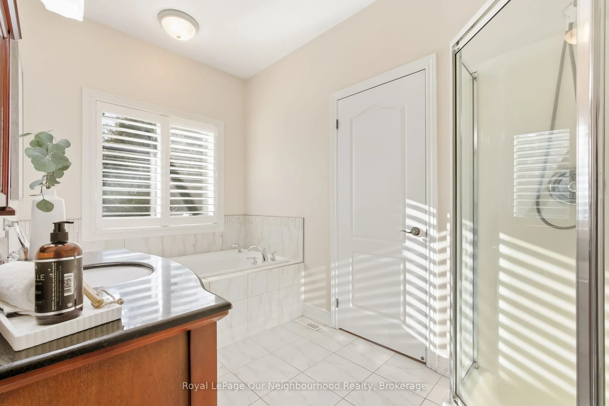 465 Foote Crescent