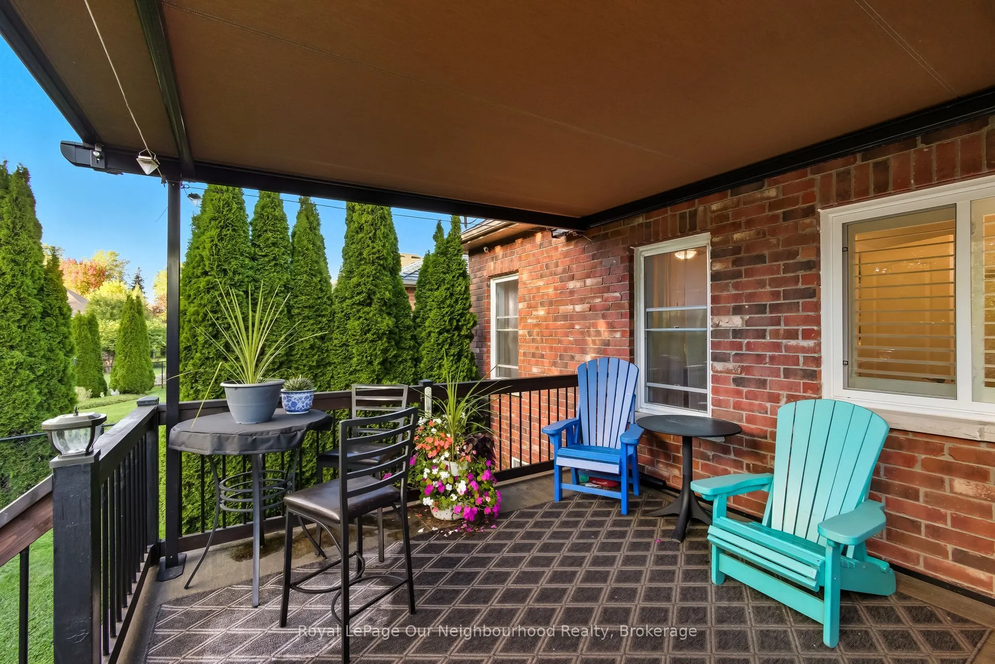 465 Foote Crescent