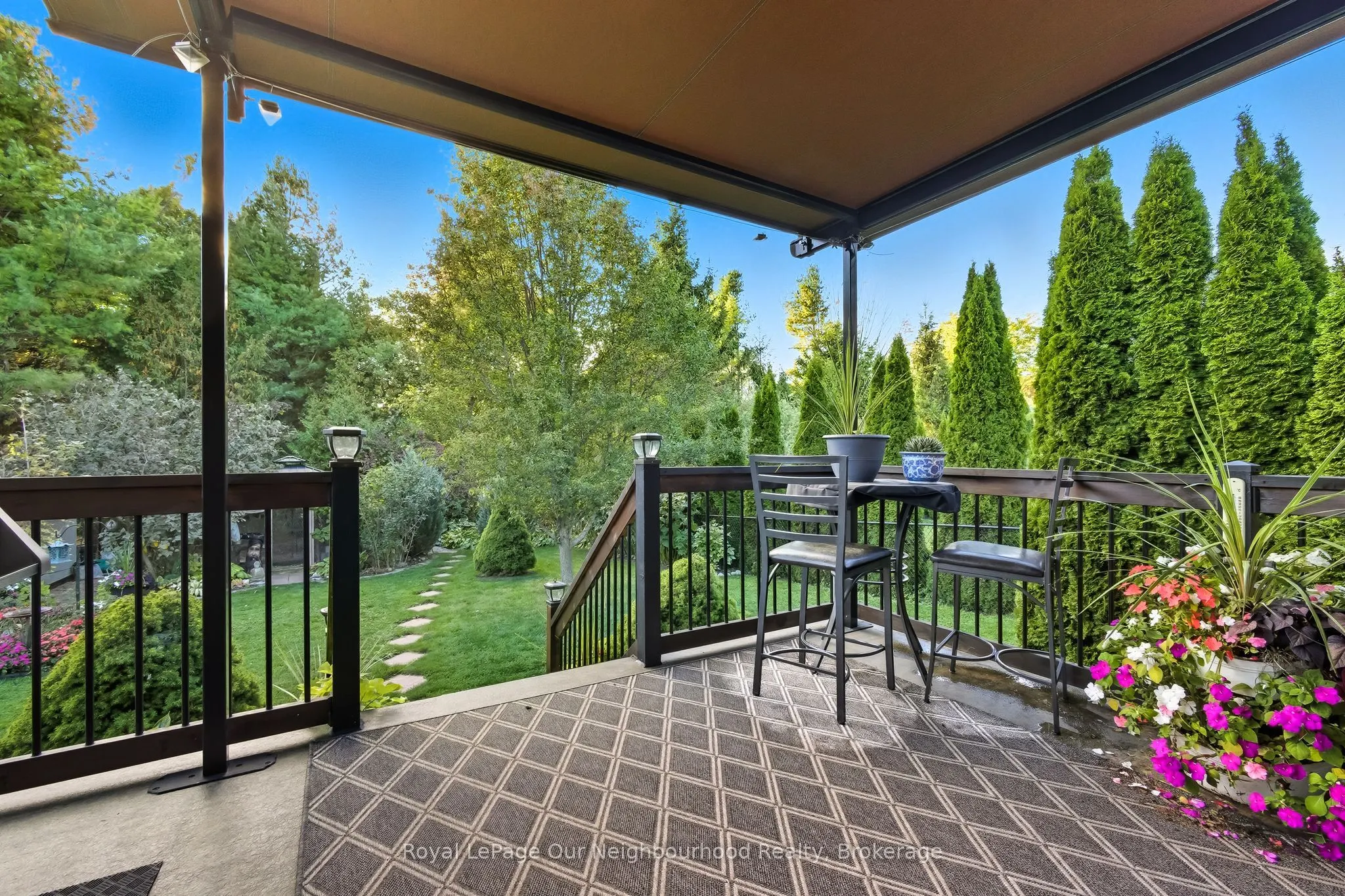 465 Foote Crescent