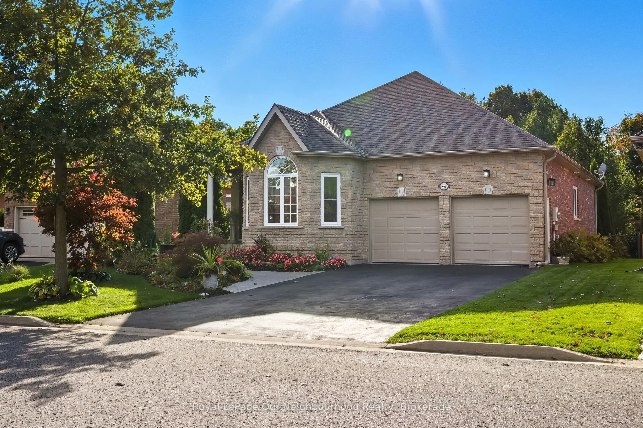 465 Foote Crescent