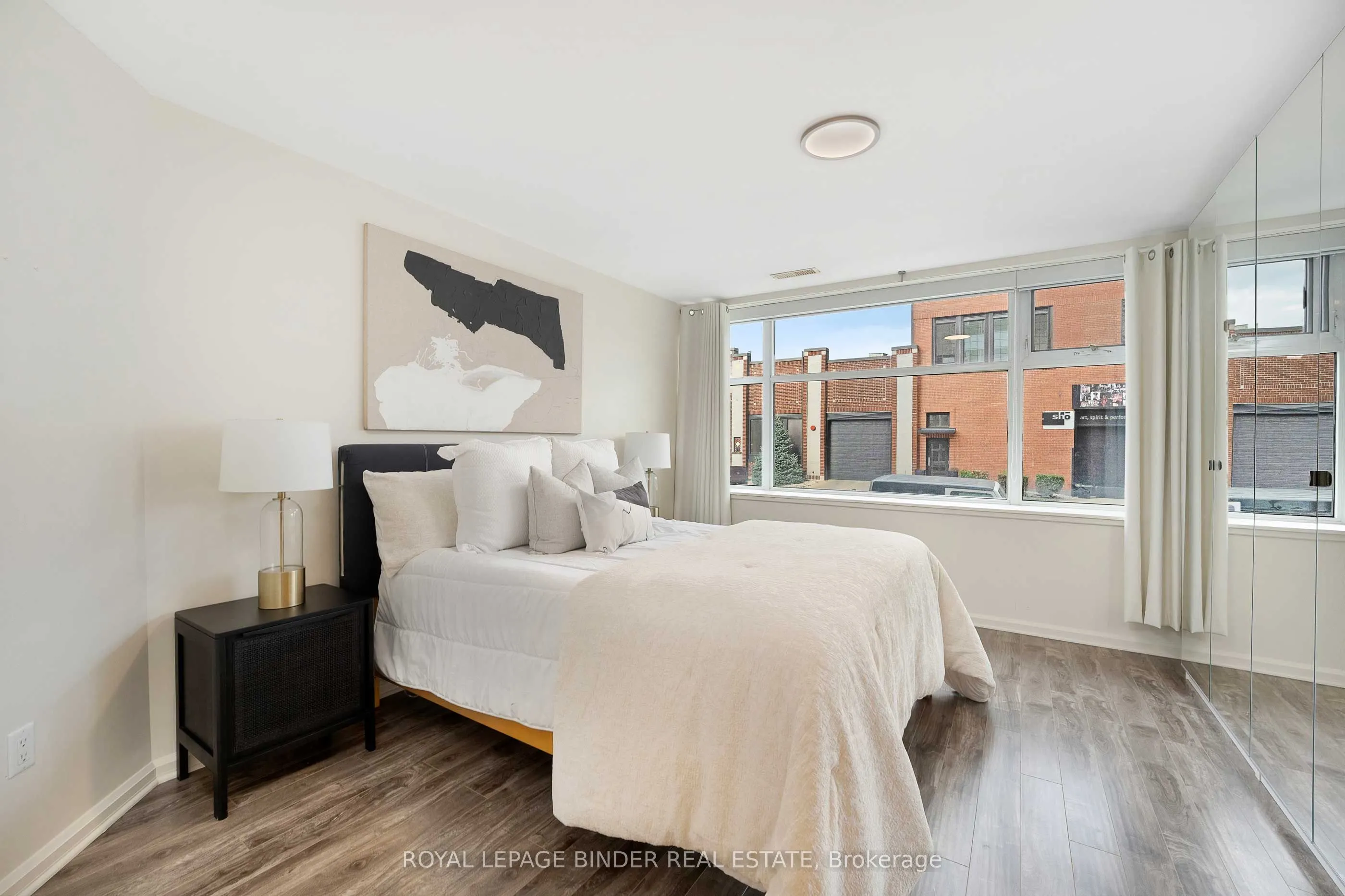 2175 Wyandotte Street E, #102