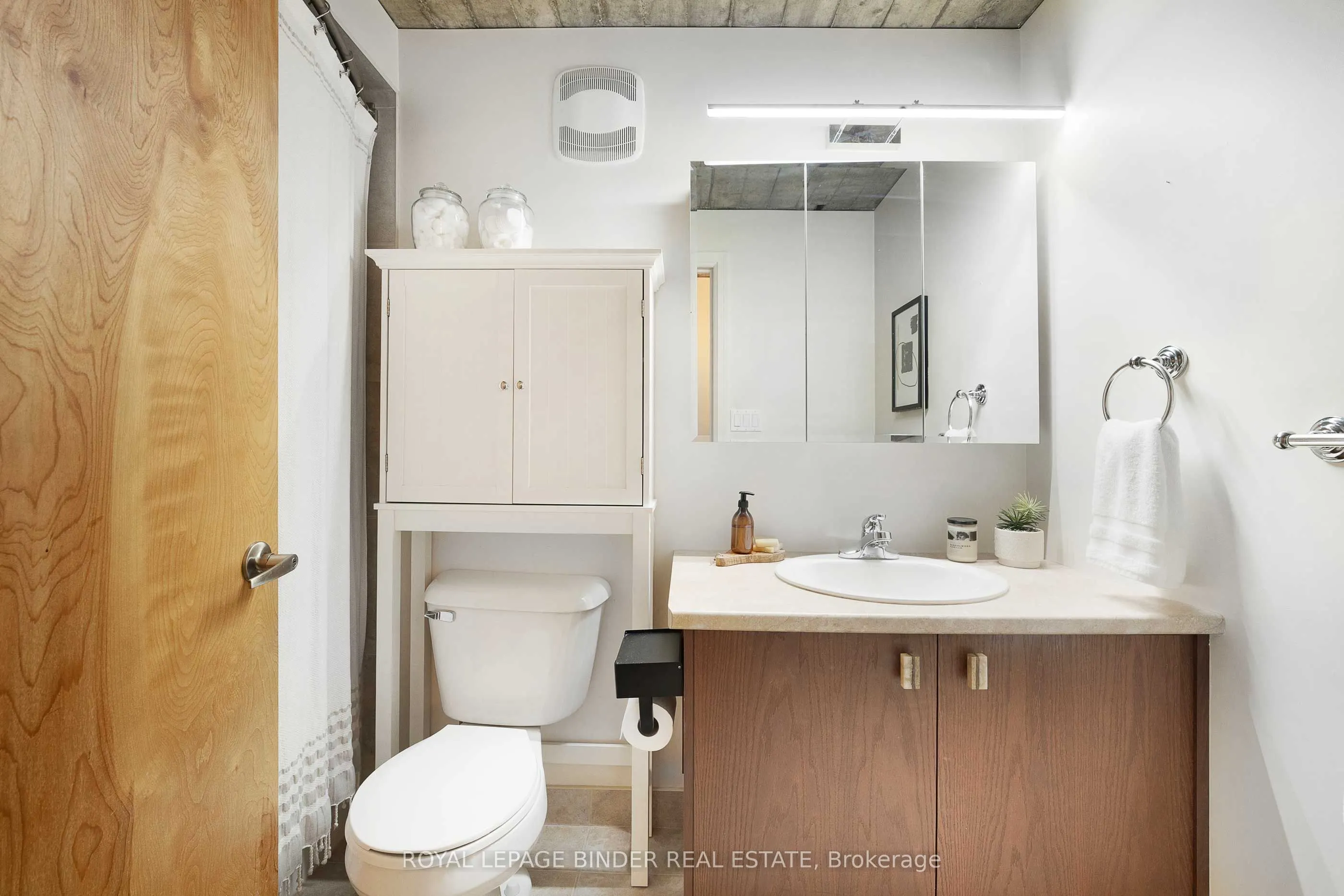 2175 Wyandotte Street E, #102