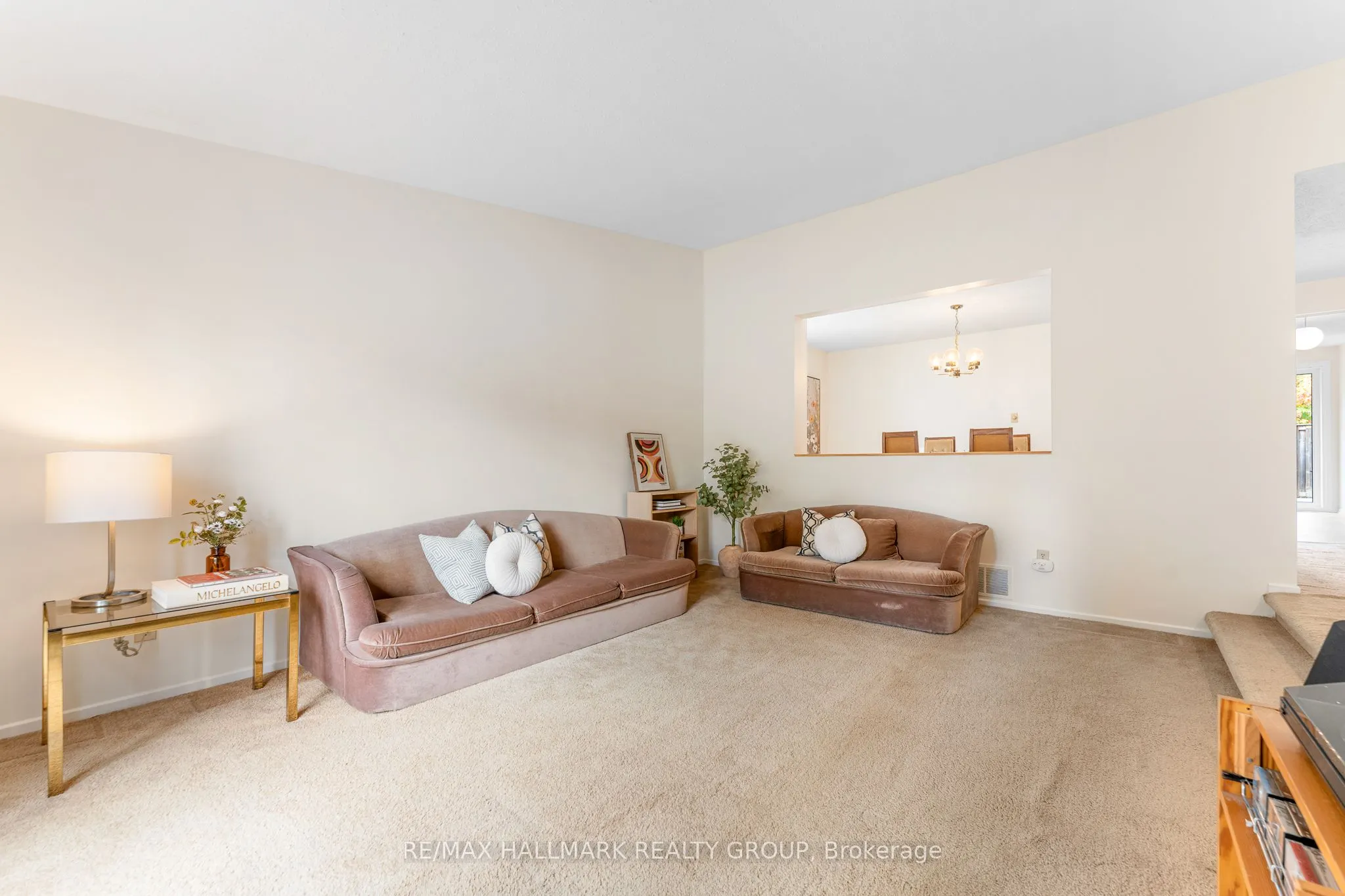 1075 Avignon Court