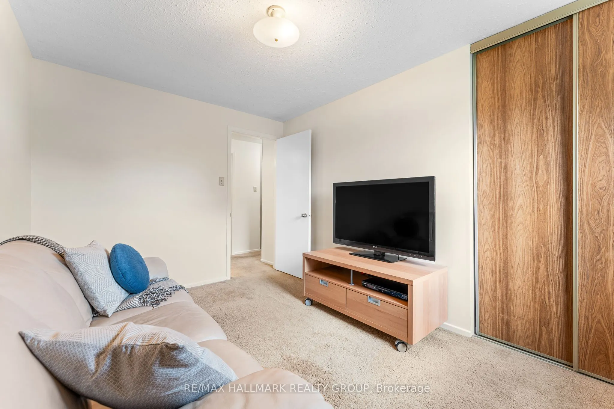 1075 Avignon Court