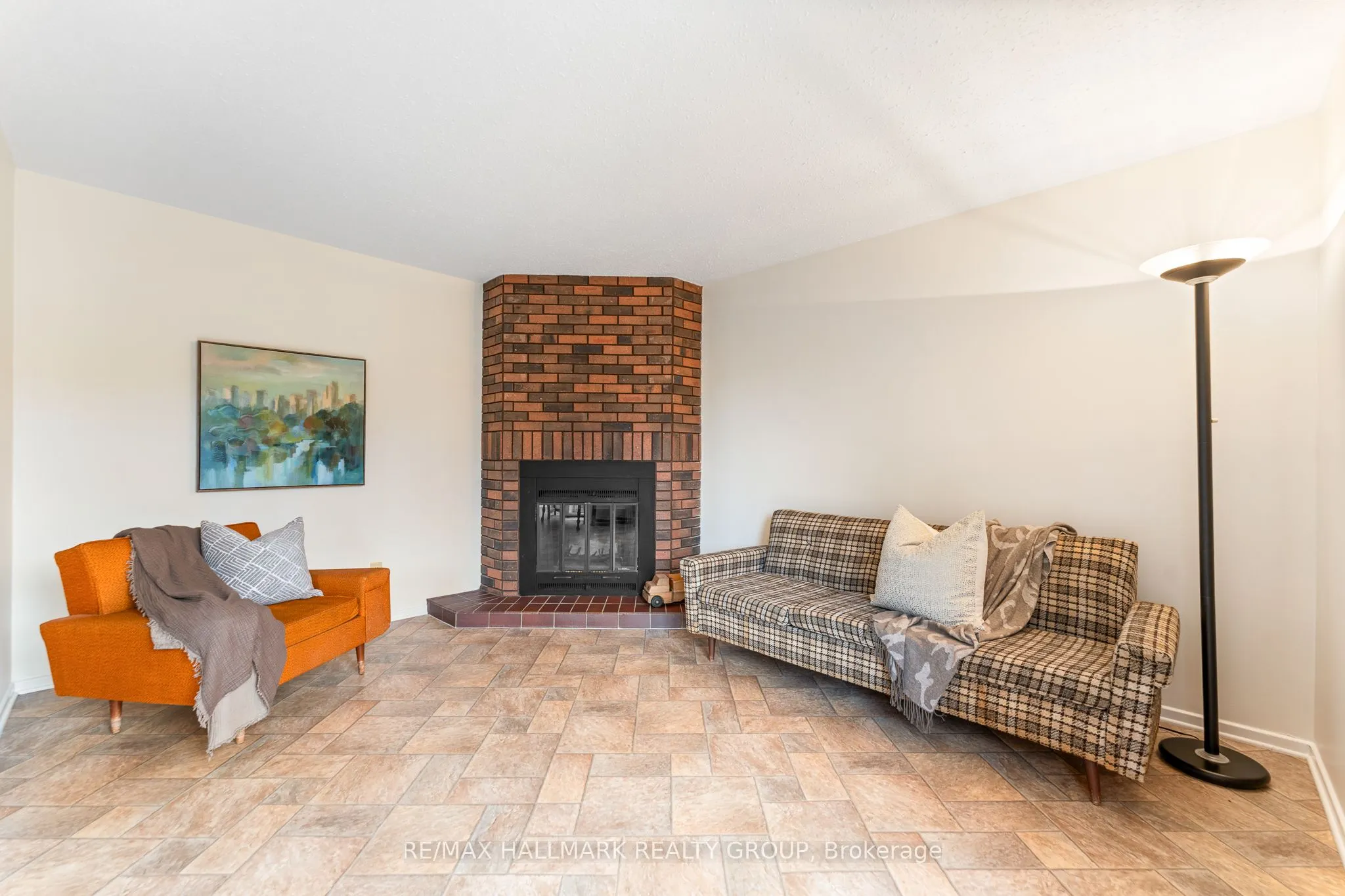 1075 Avignon Court