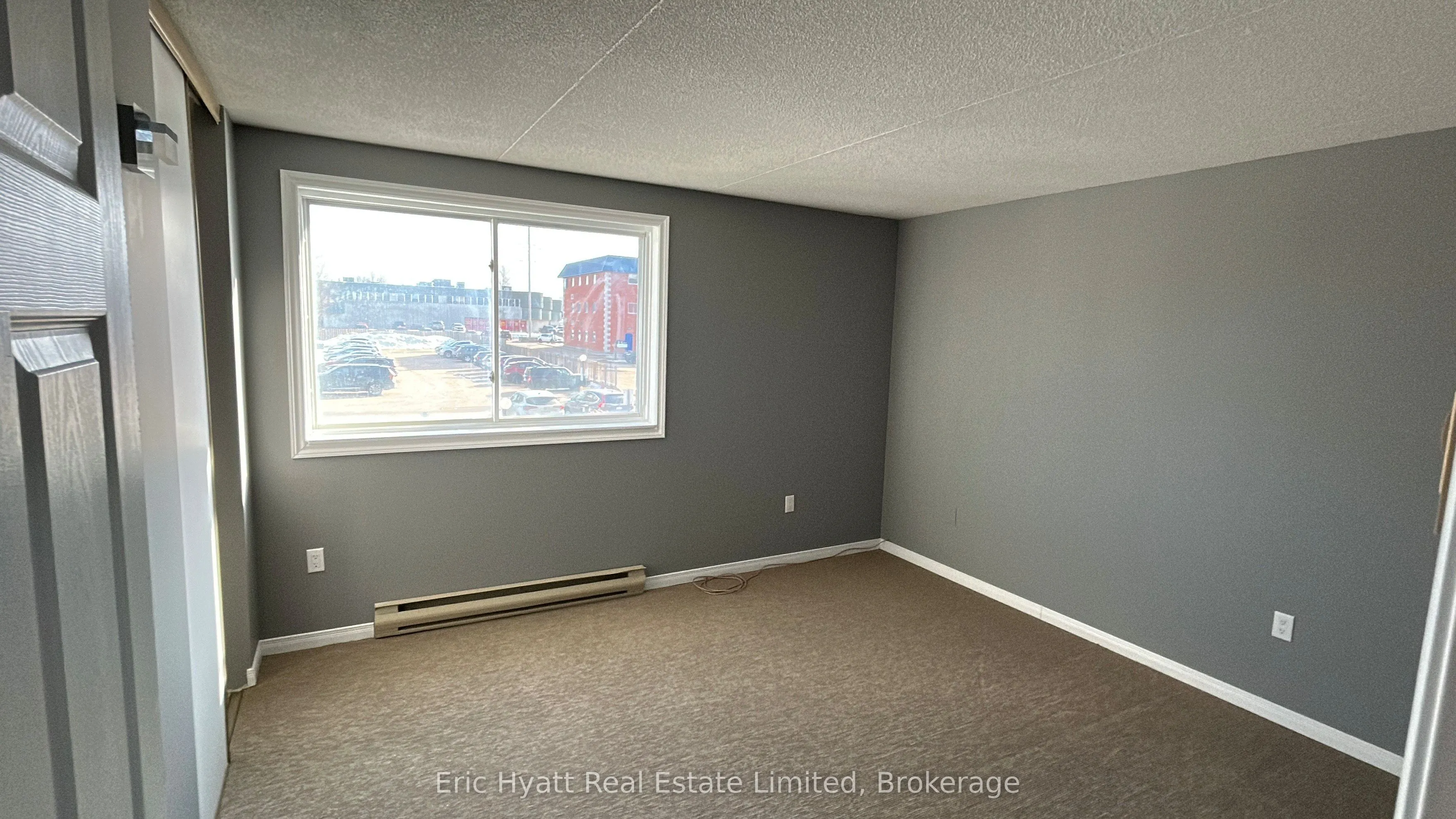 955 Stockdale Road, #205