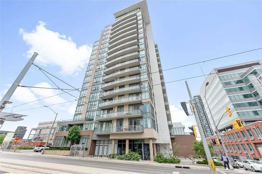 85 Duke Street W, #201
