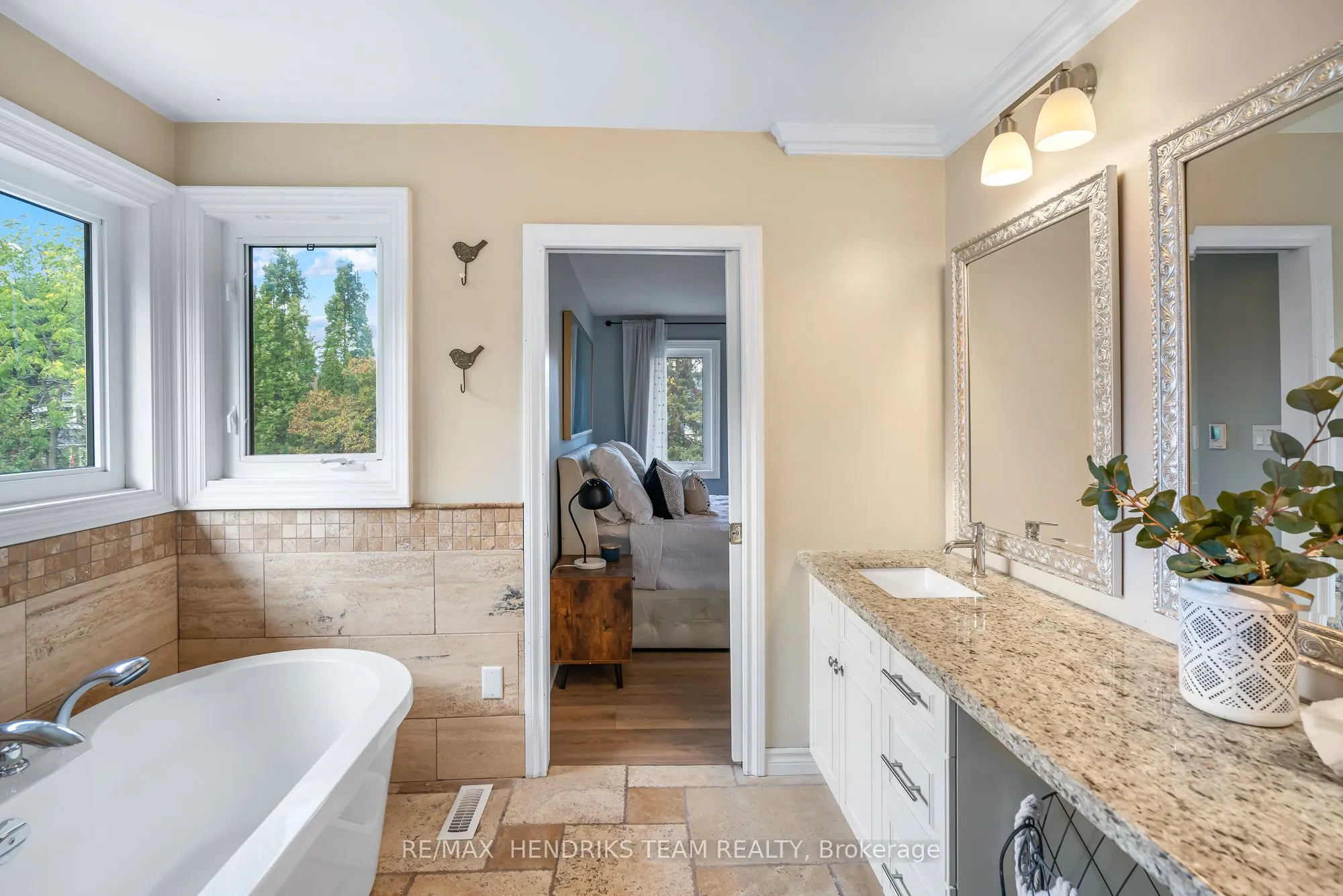 2905 Butler's Walk