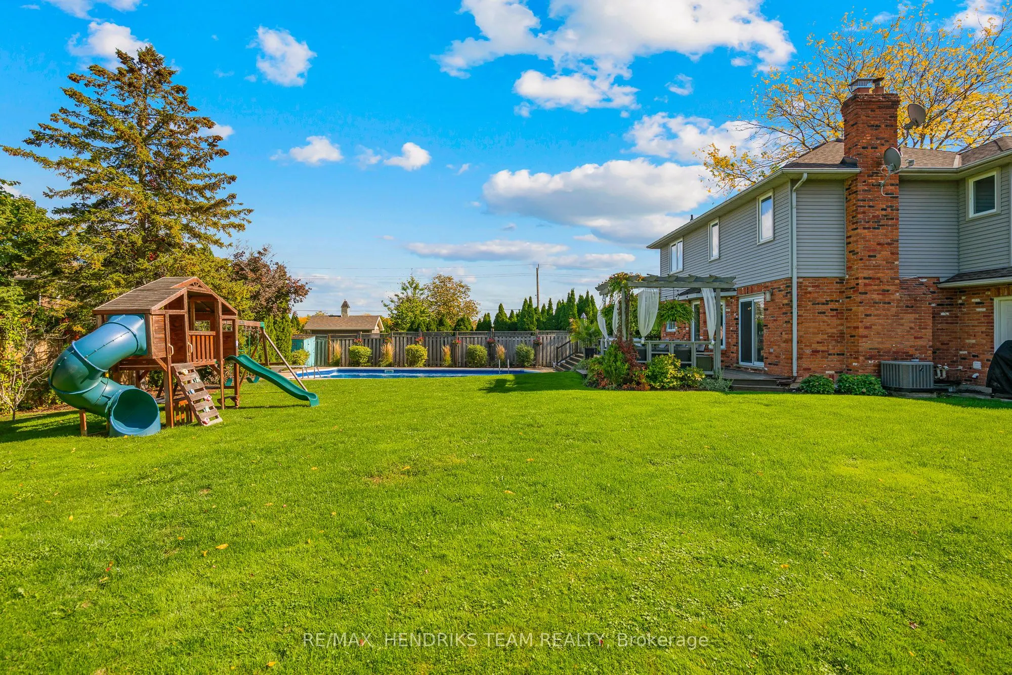 2905 Butler's Walk