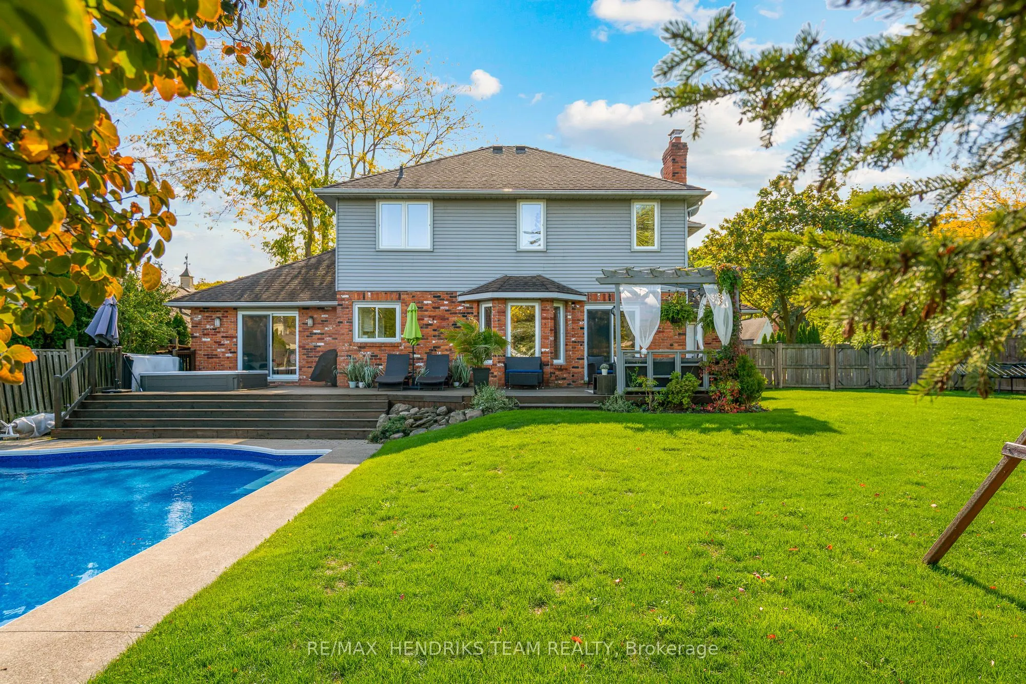 2905 Butler's Walk