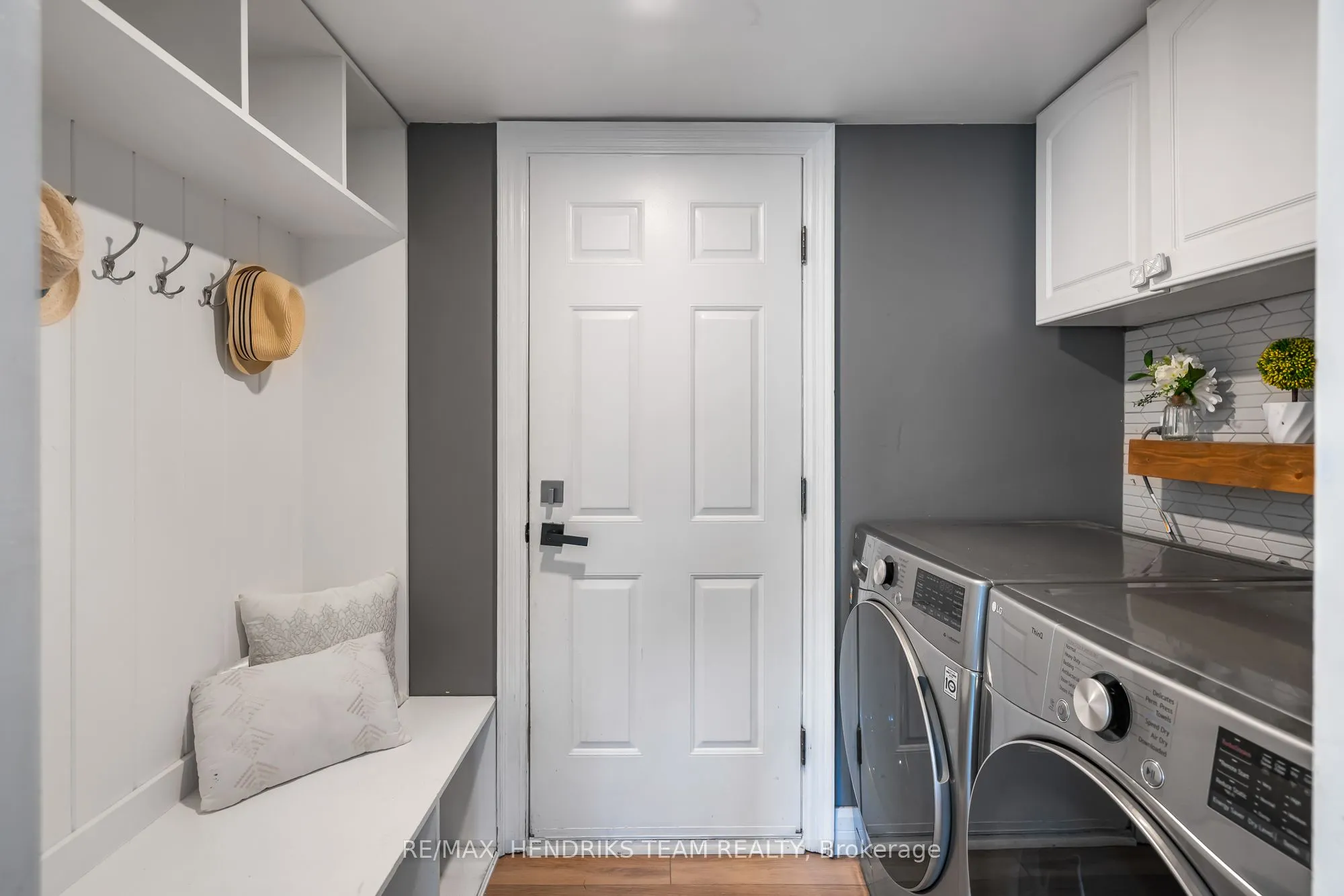 2905 Butler's Walk